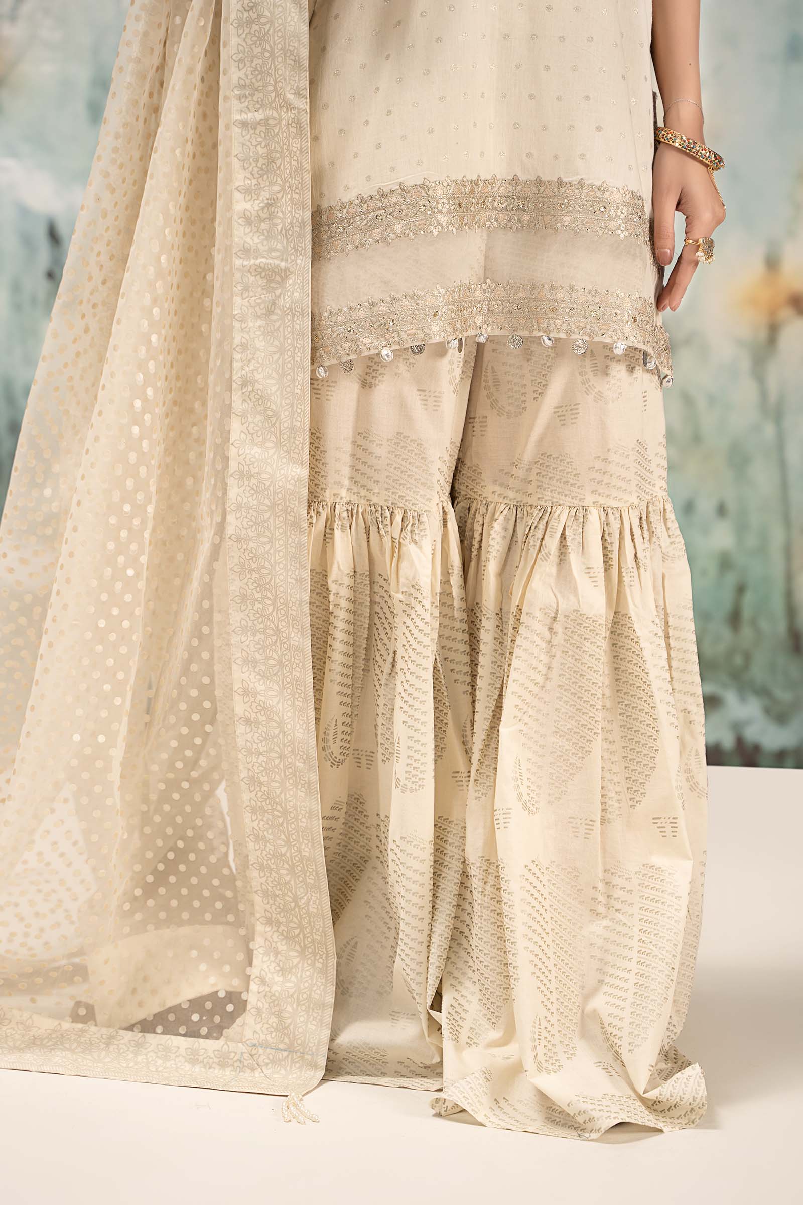 3 Piece Embroidered Cotton Lurex Suit - Image 5