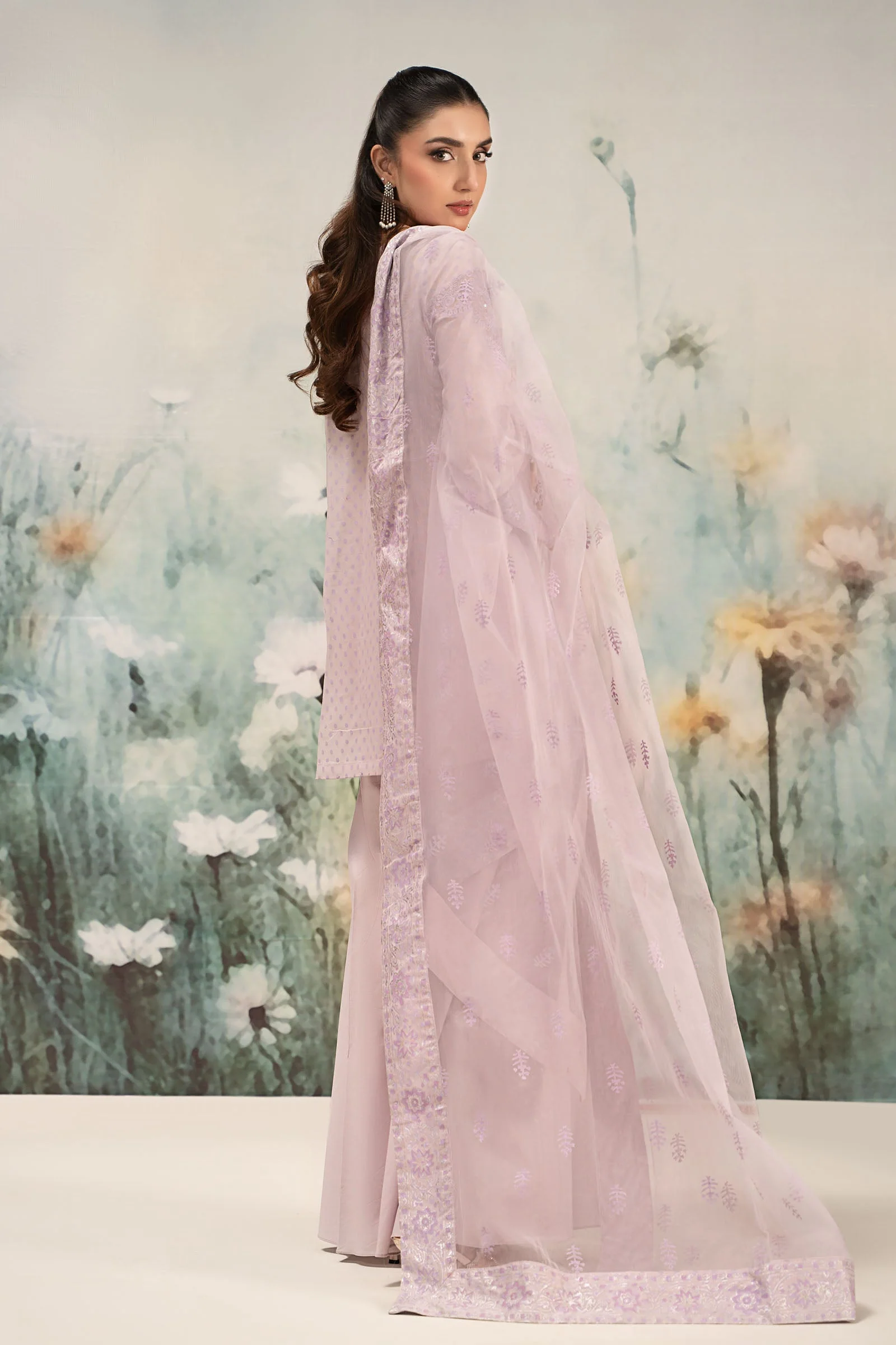 3 Piece Embroidered Lawn Suit - Image 14