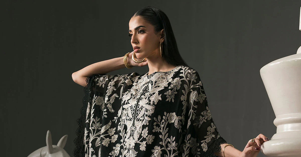 3 Piece Embroidered Cotton Net Suit - Image 9