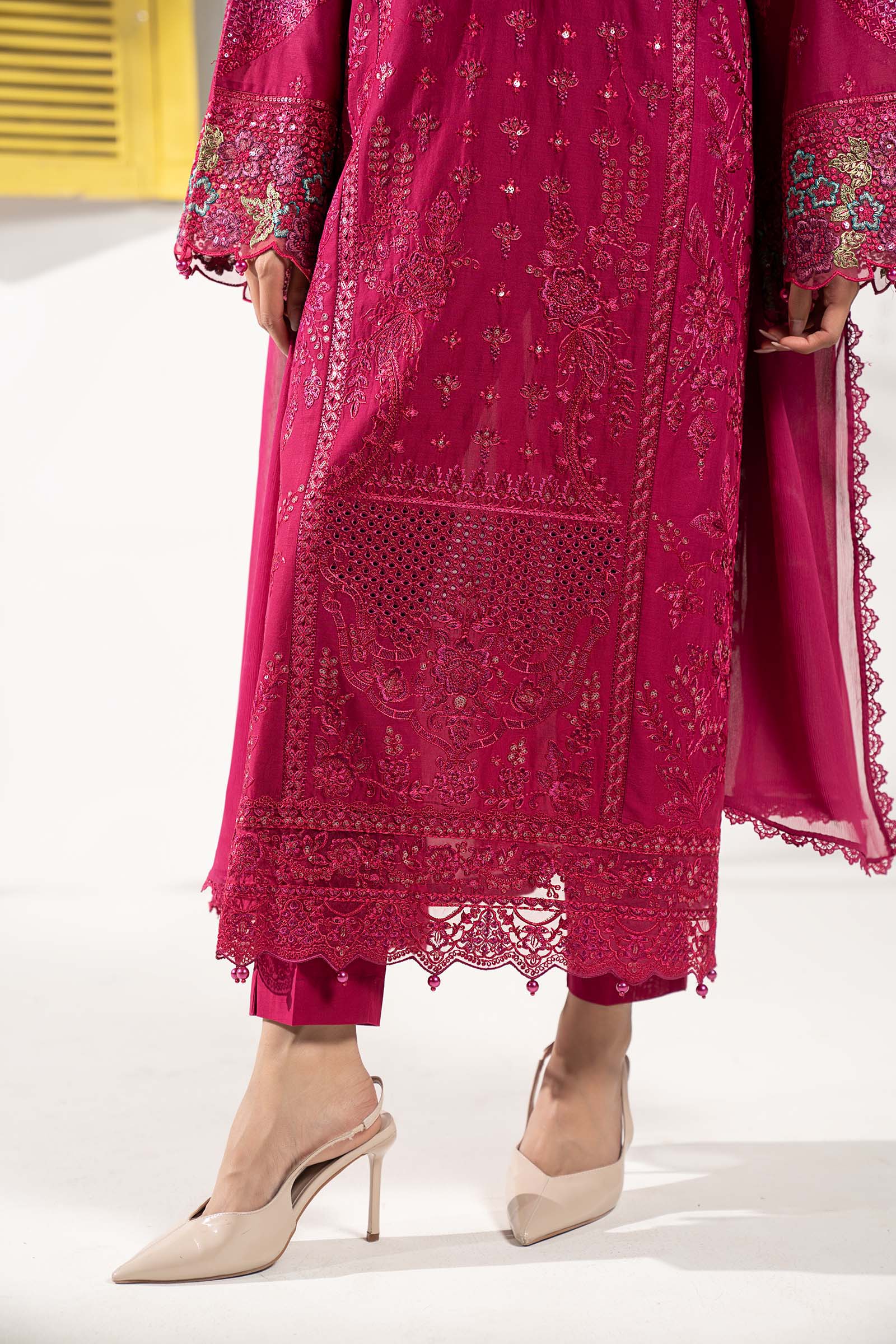 3 Piece Embroidered Lawn Suit - Image 4