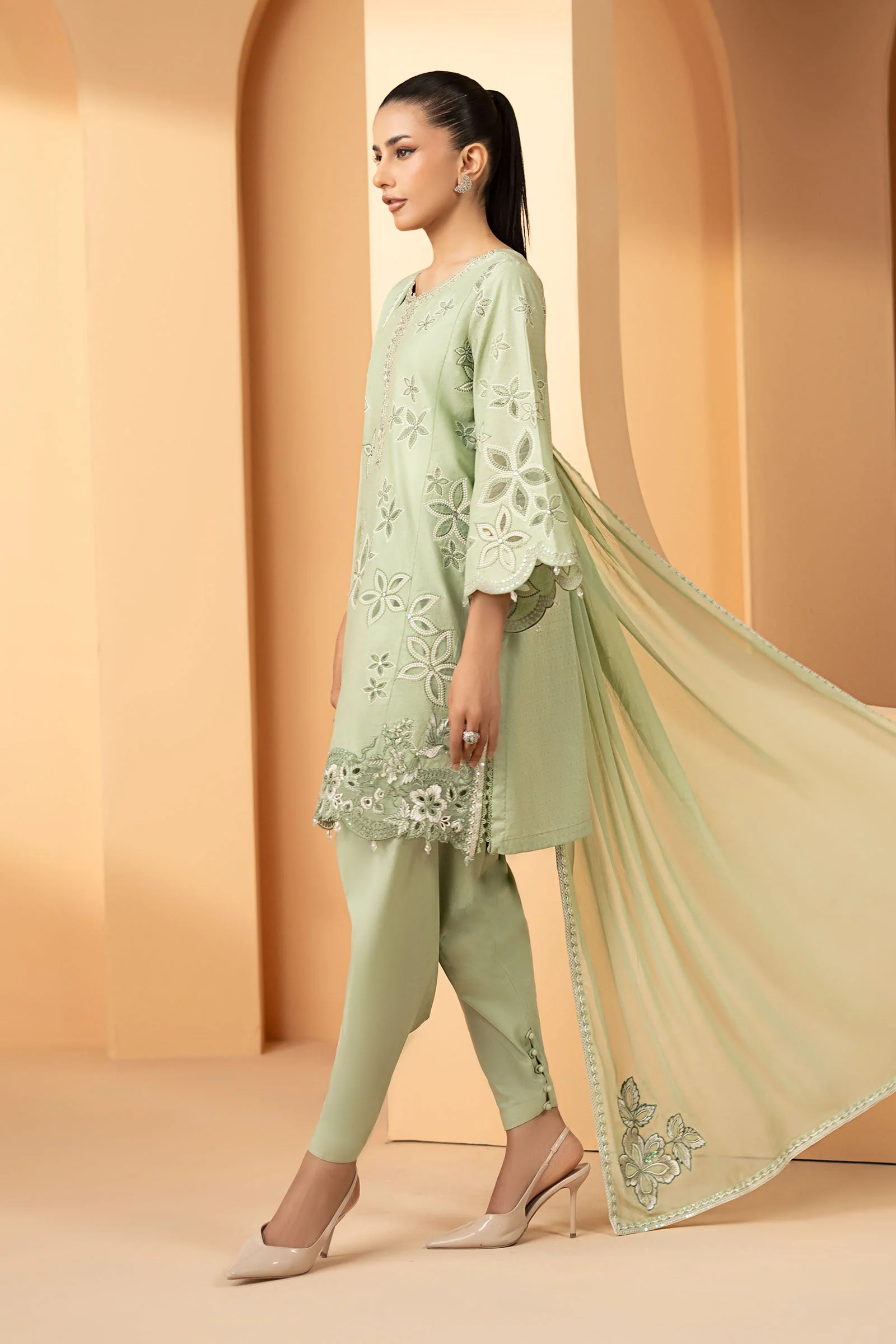 3 Piece Embroidered Dobby Lawn Suit - Image 4