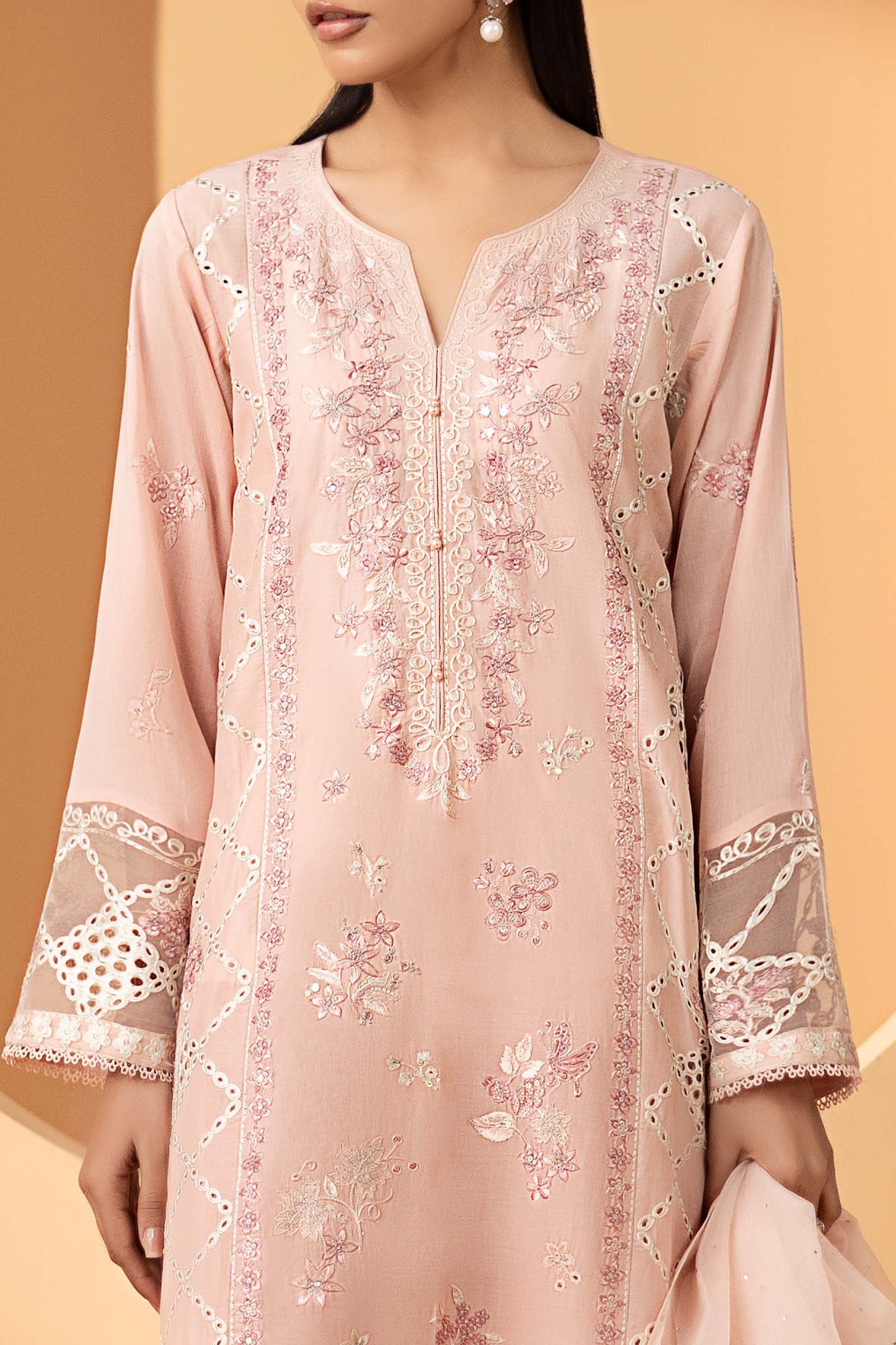 3 Piece Embroidered Lawn Suit - Image 2