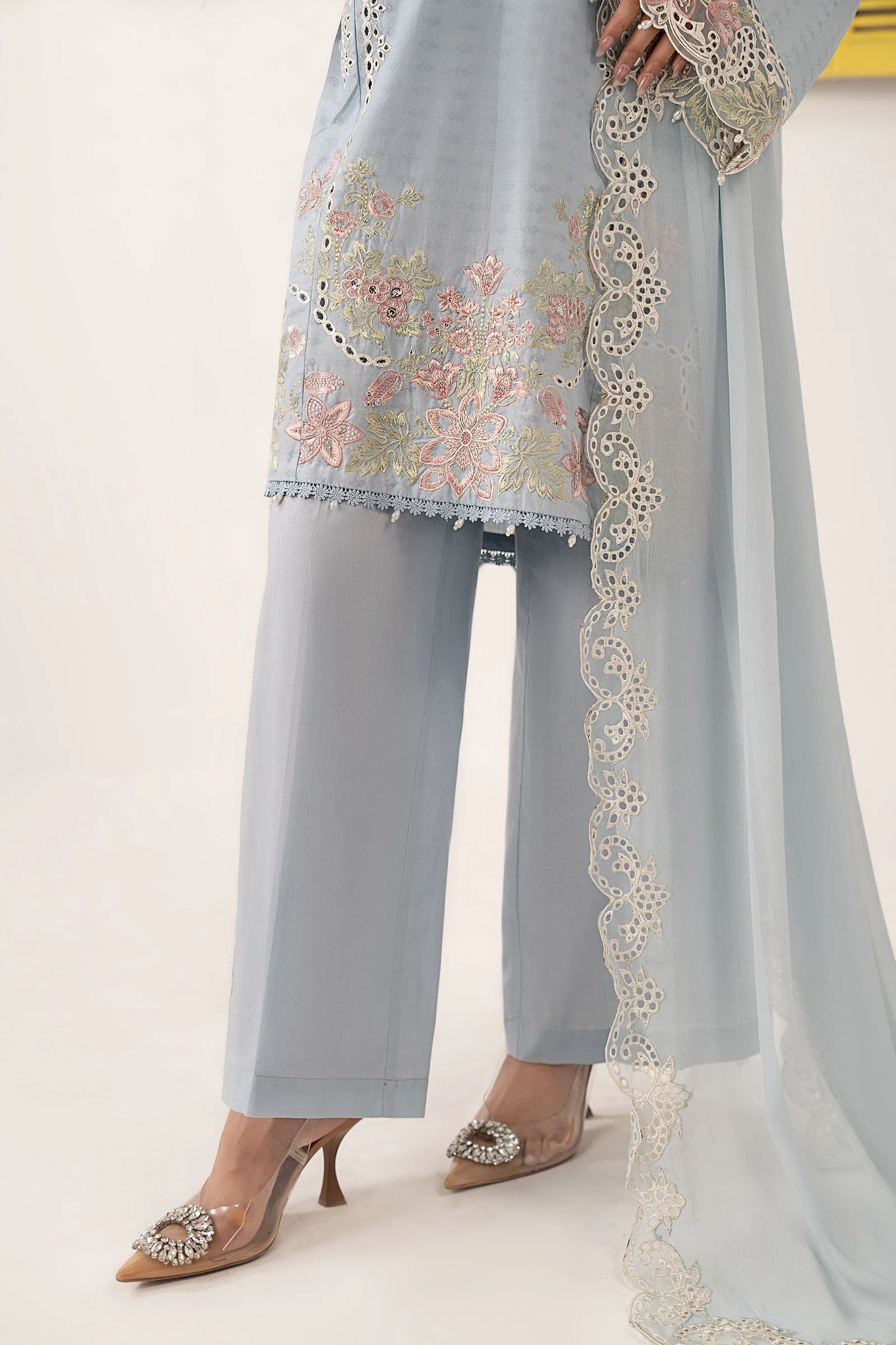 3 Piece Embroidered Dobby Lawn Suit - Image 6