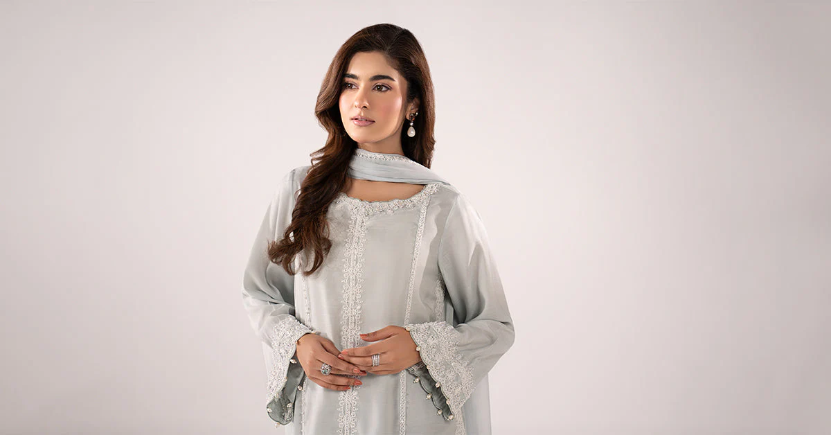 3 Piece Embroidered Raw Silk Suit - Image 9