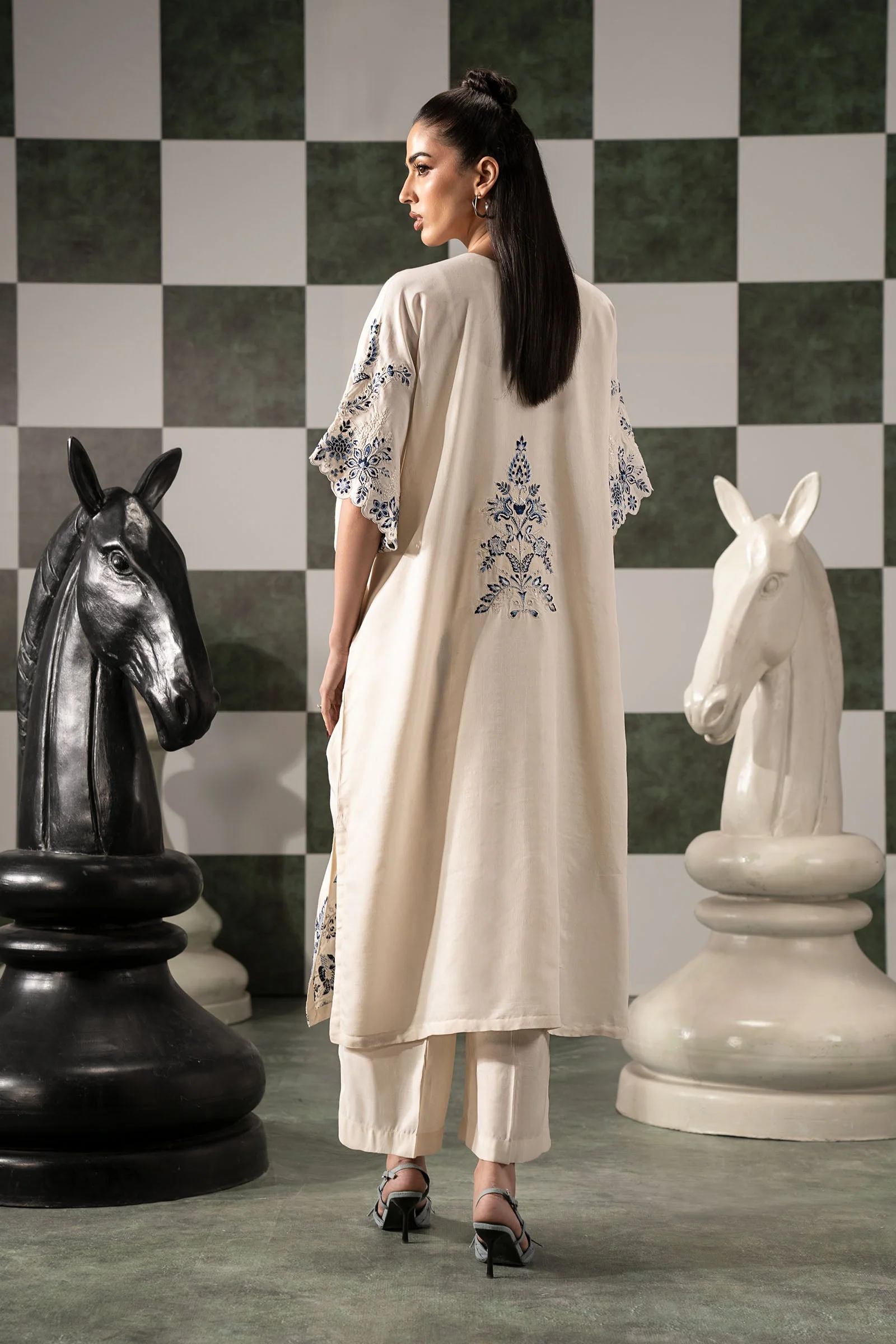 2 Piece Embroidered Raw Silk Suit - Image 7