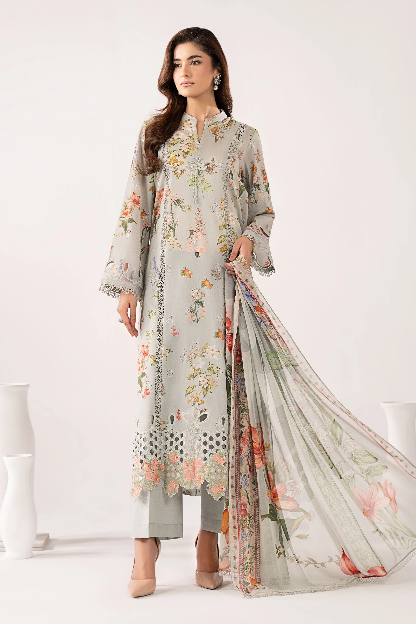 3 Piece Embroidered Lawn Suit