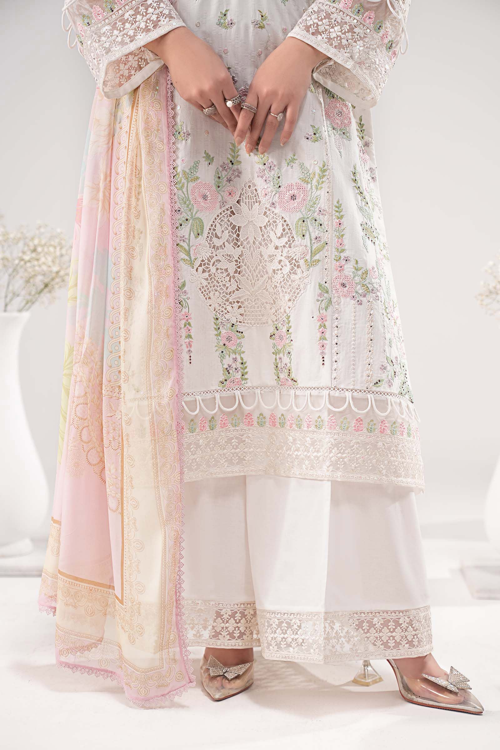 3 Piece Embroidered Dobby Lawn Suit - Image 7