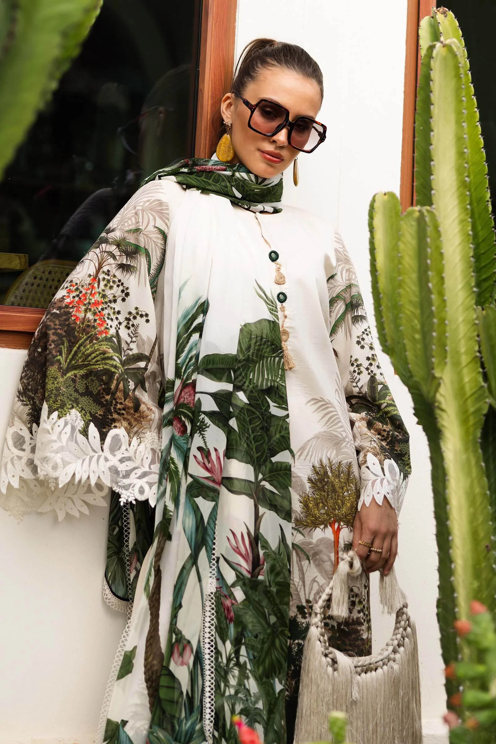 3 Piece Embroidered Lawn Suit