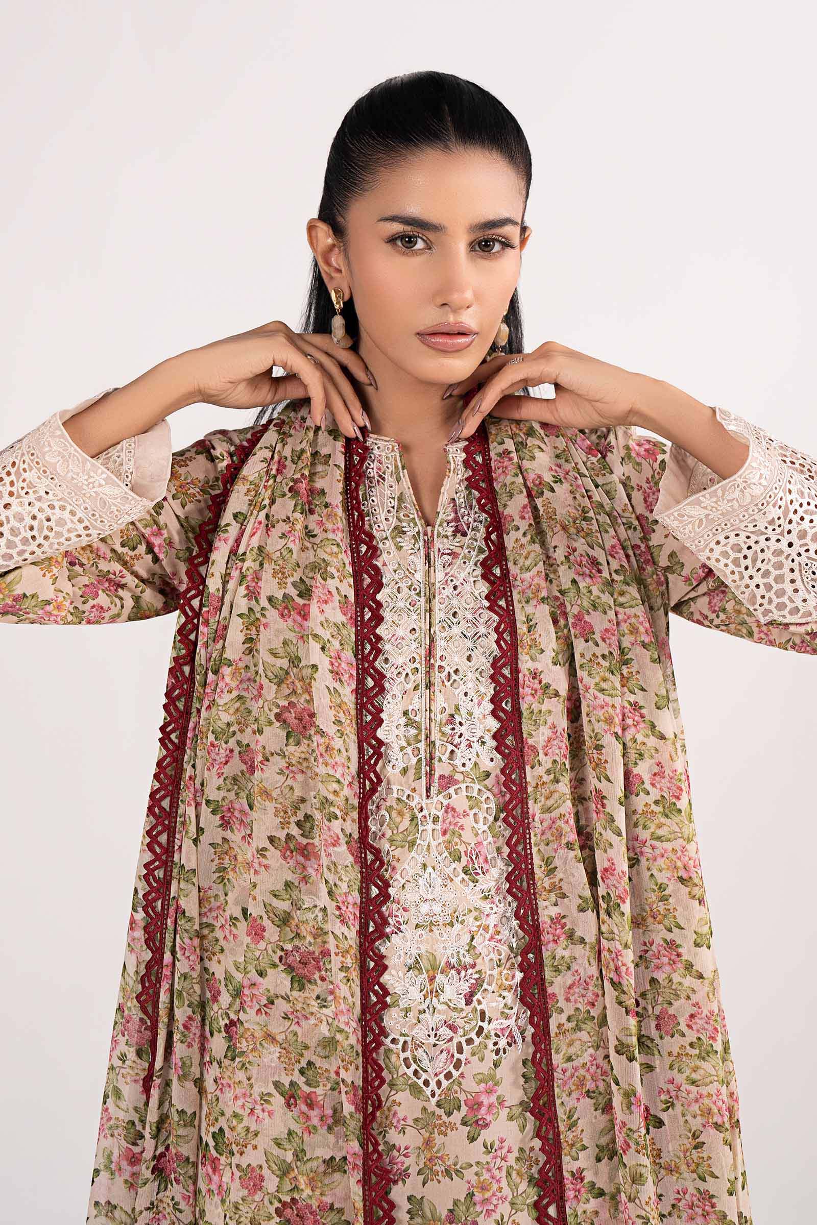 3 Piece Embroidered Lawn Suit - Image 2