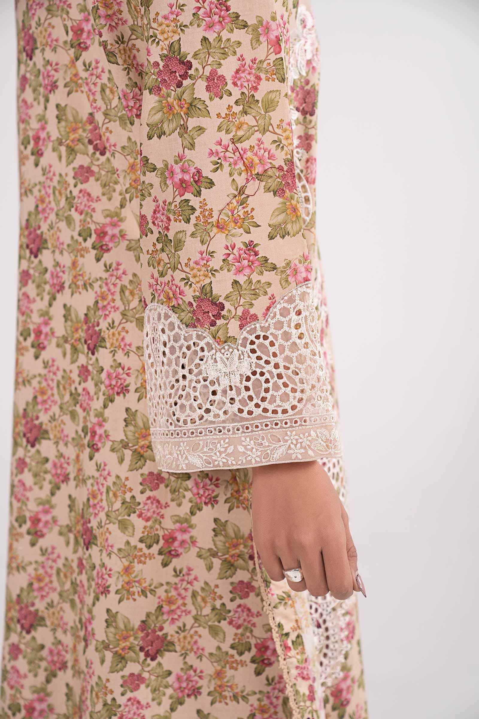 3 Piece Embroidered Lawn Suit - Image 5