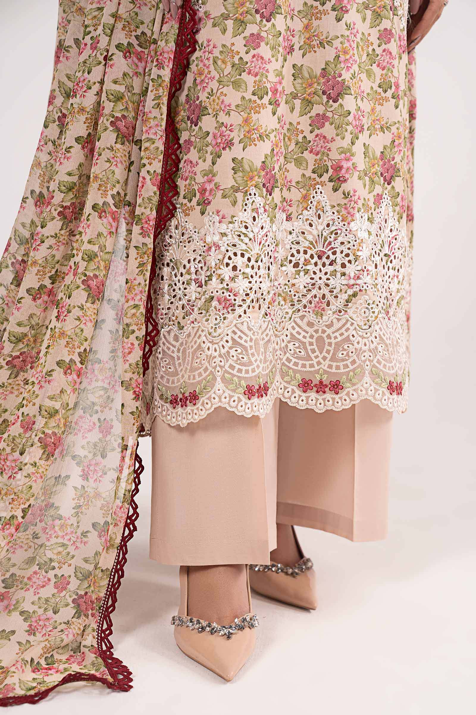 3 Piece Embroidered Lawn Suit - Image 7