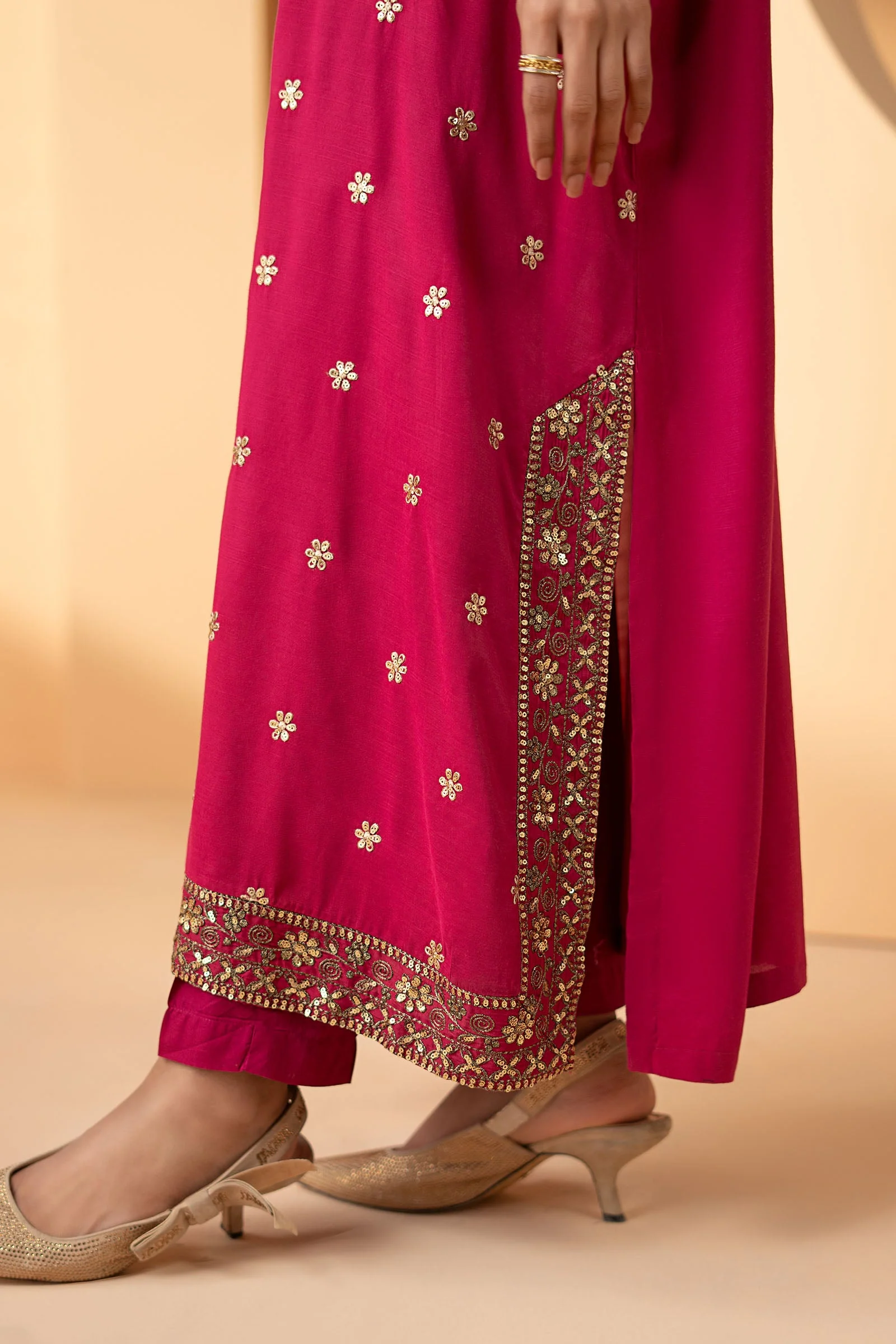 2 Piece Embroidered Grip Suit - Image 5