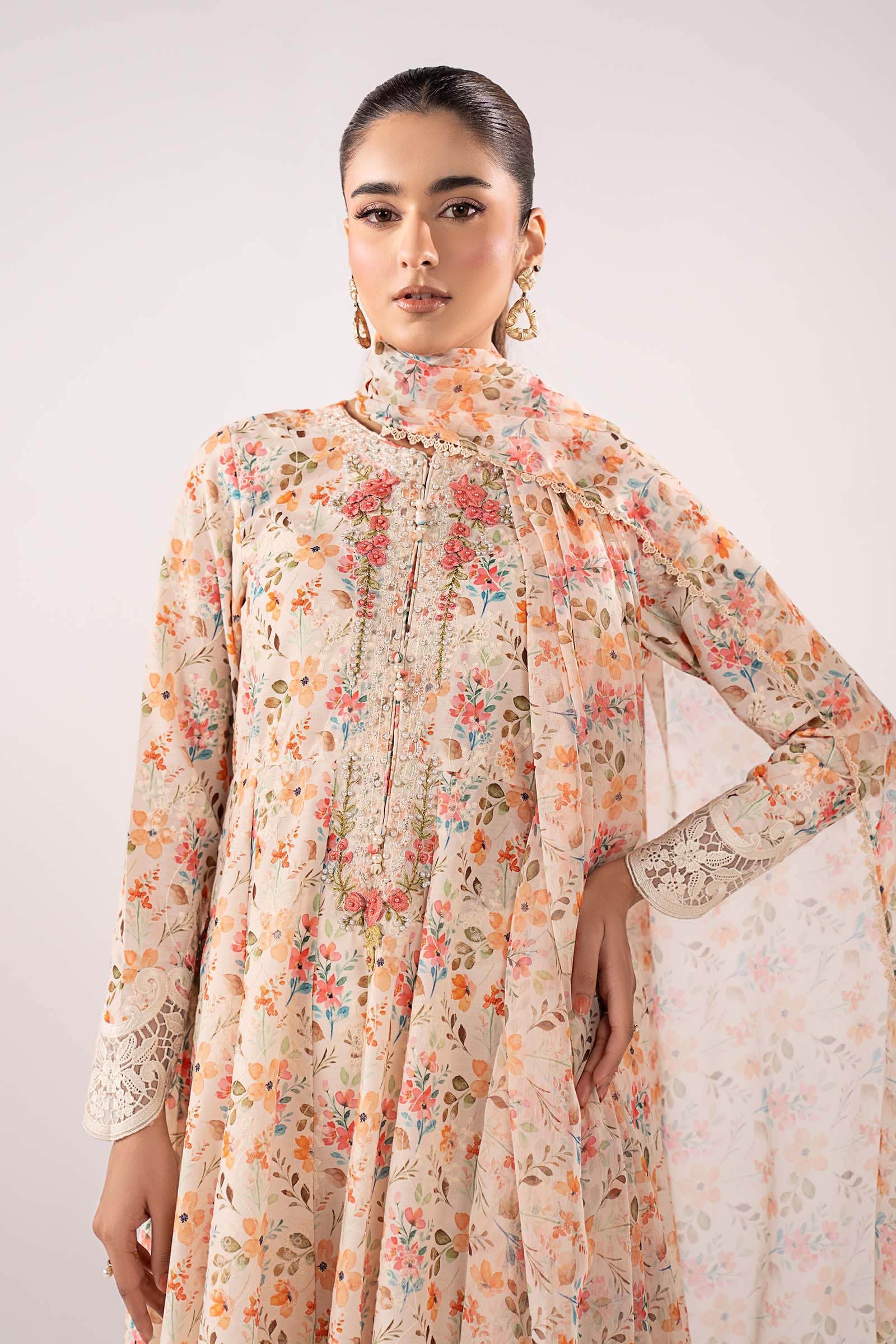 3 Piece Embroidered Lawn Suit - Image 2