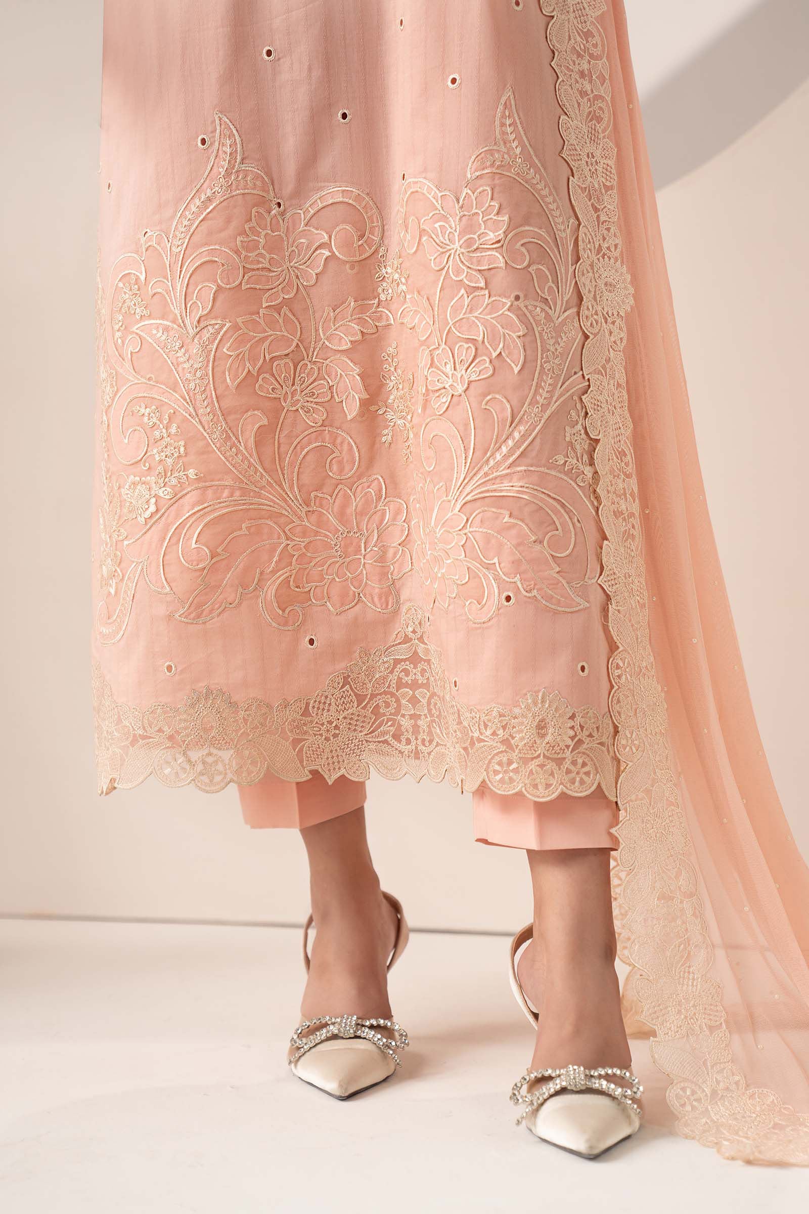 3 Piece Embroidered Dobby Lawn Suit - Image 5