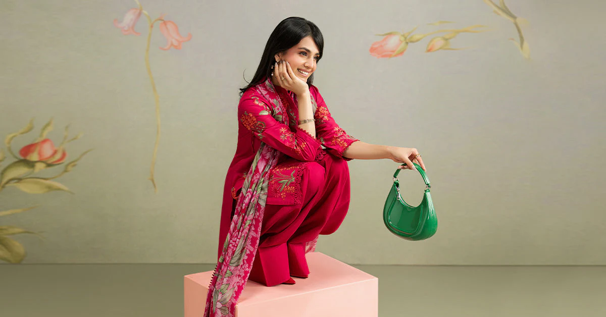 3 Piece Embroidered Lawn Suit - Image 14