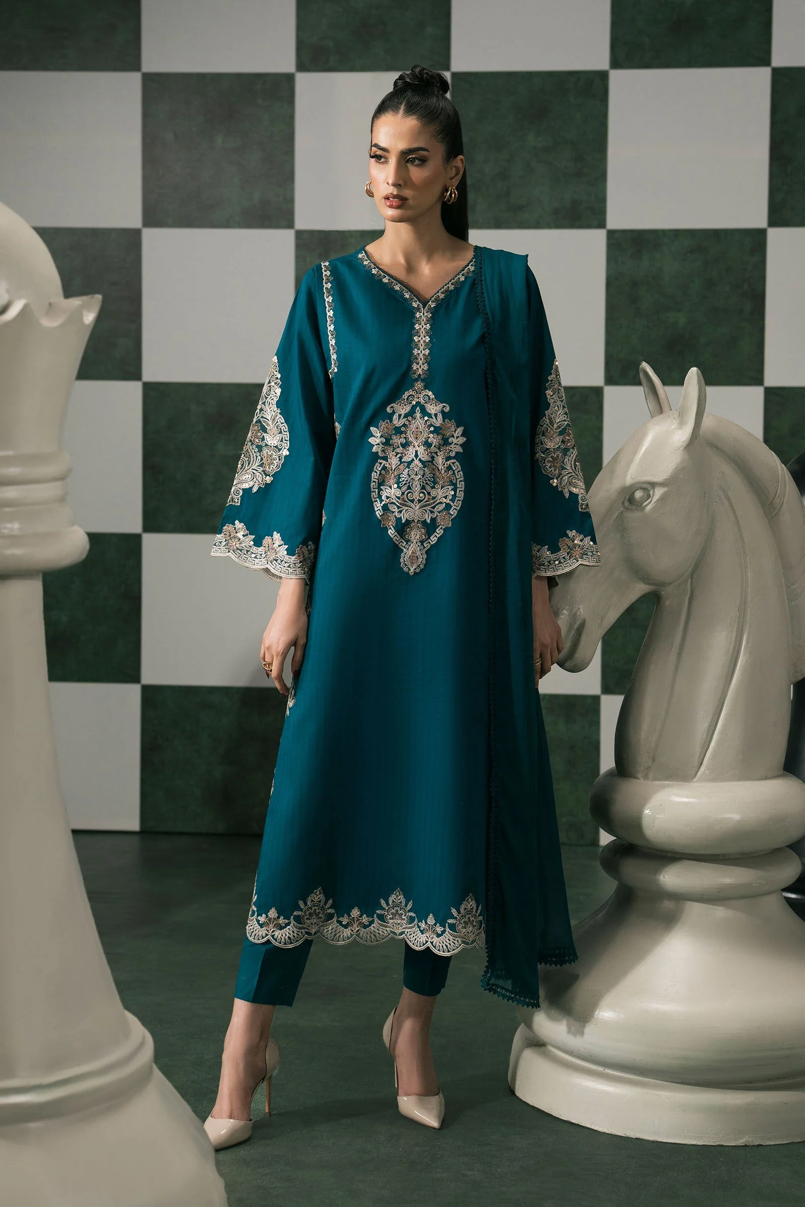 3 Piece Embroidered Dobby Lawn Suit - Image 2