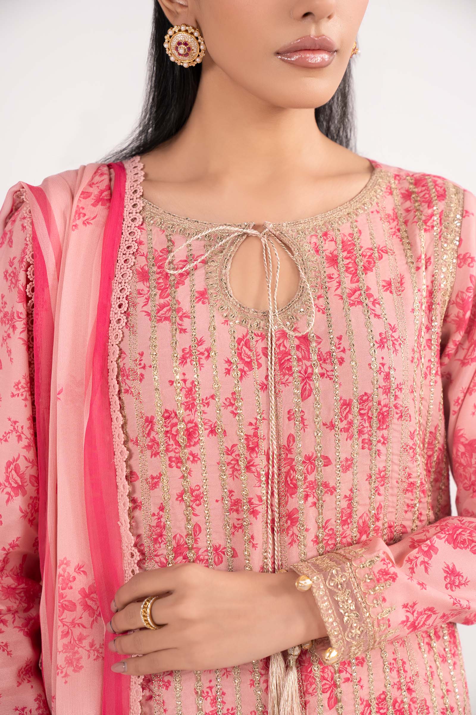 3 Piece Embroidered Lawn Suit - Image 9