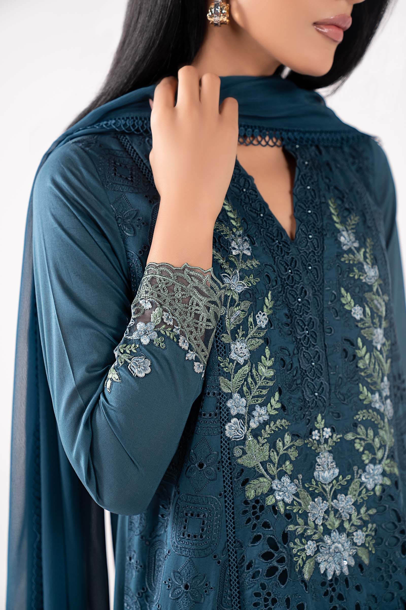 3 Piece Embroidered Lawn Suit - Image 4