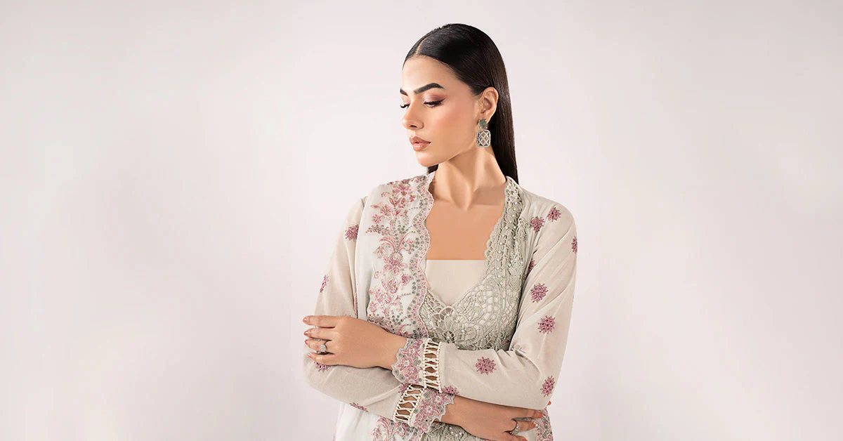 3 Piece Embroidered Paper Cotton Suit - Image 10