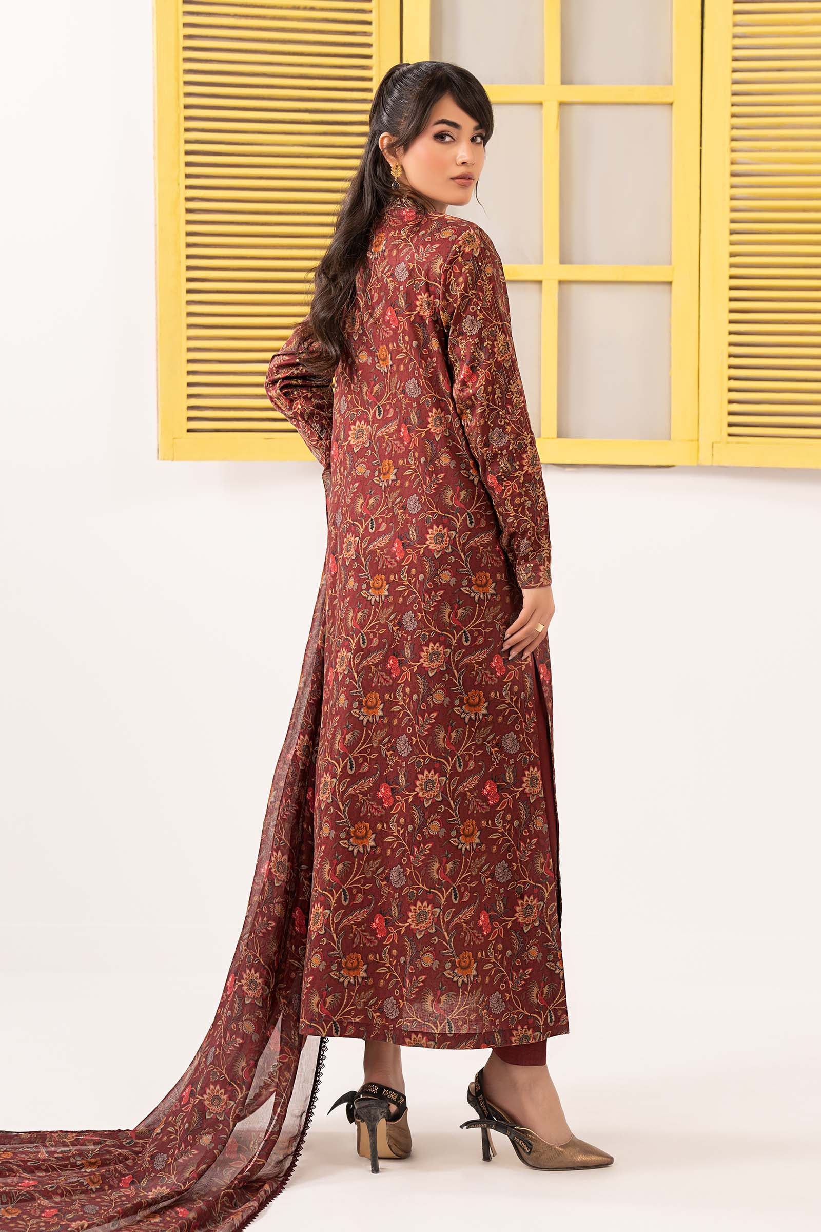 3 Piece Embroidered Dobby Lawn Suit - Image 10
