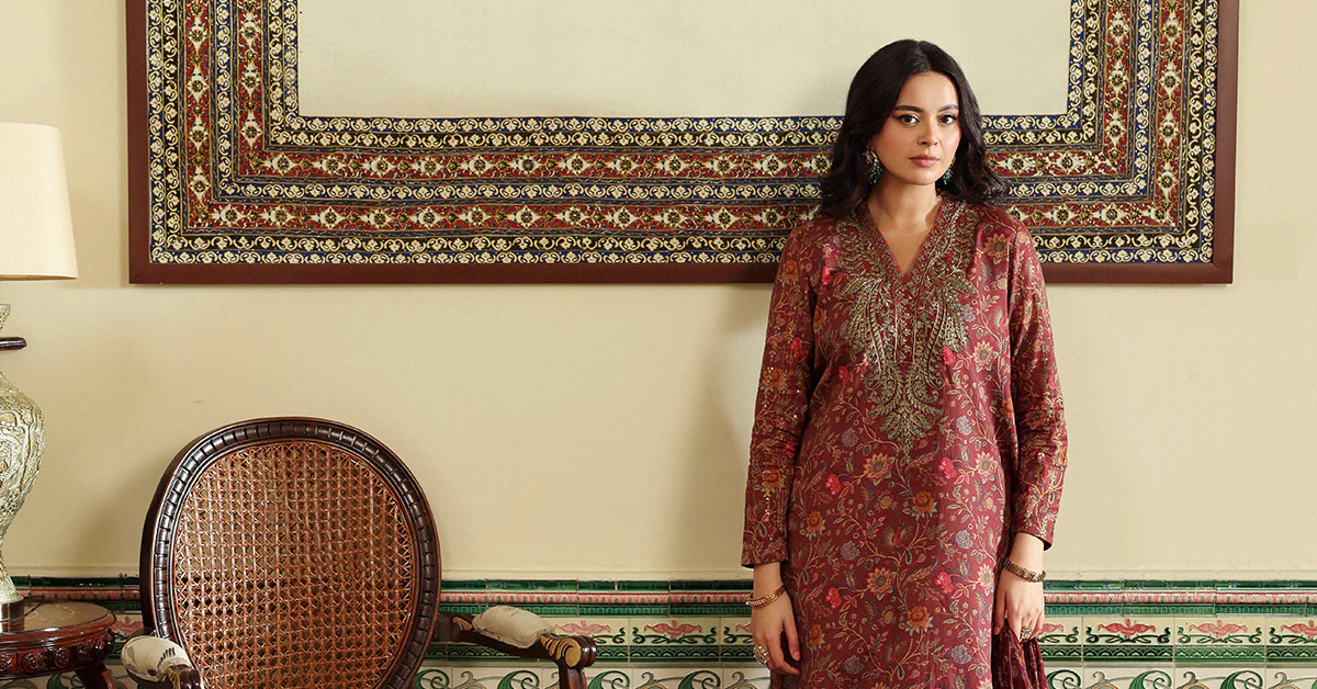 3 Piece Embroidered Dobby Lawn Suit - Image 12