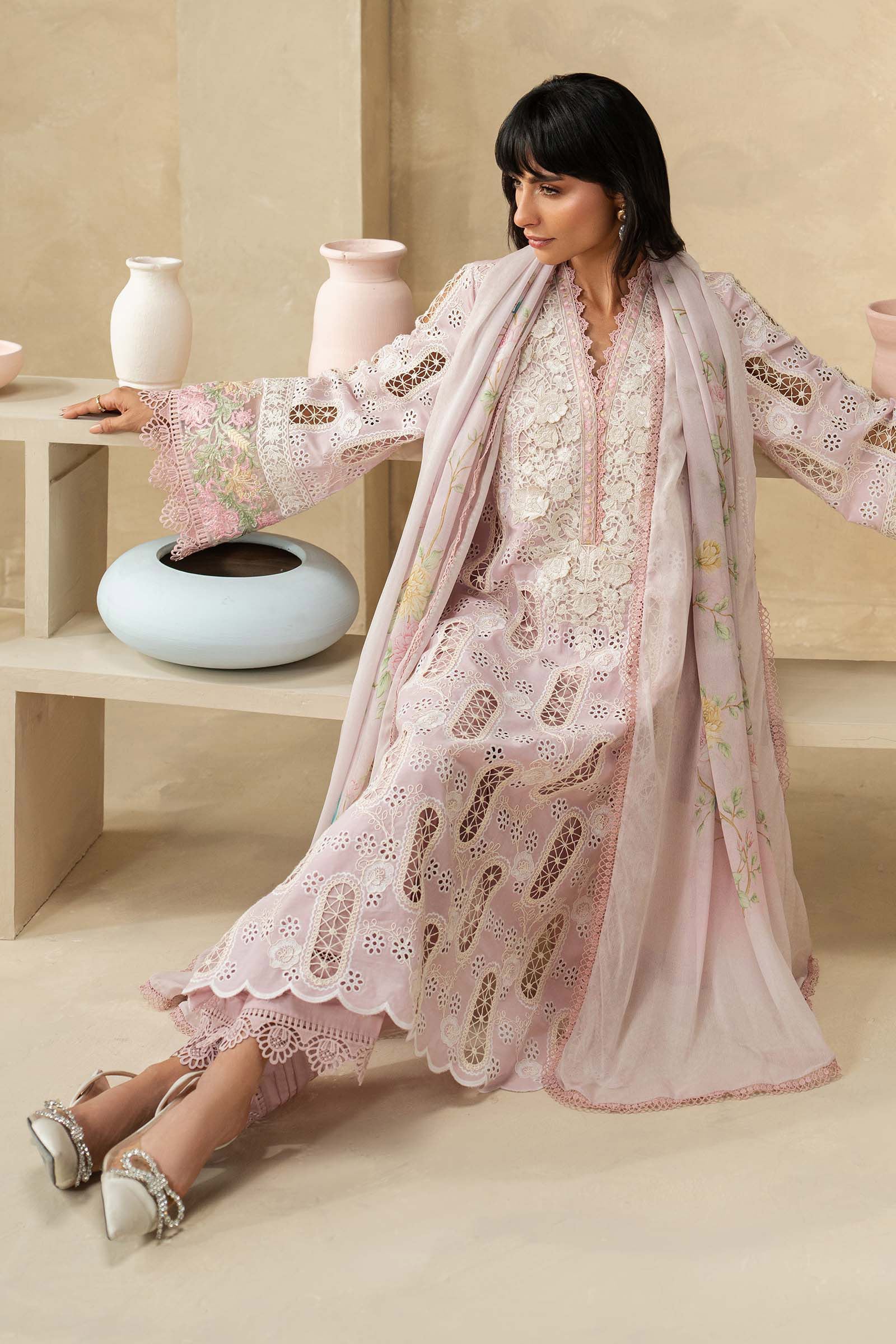 3 Piece Embroidered Lawn Suit - Image 6