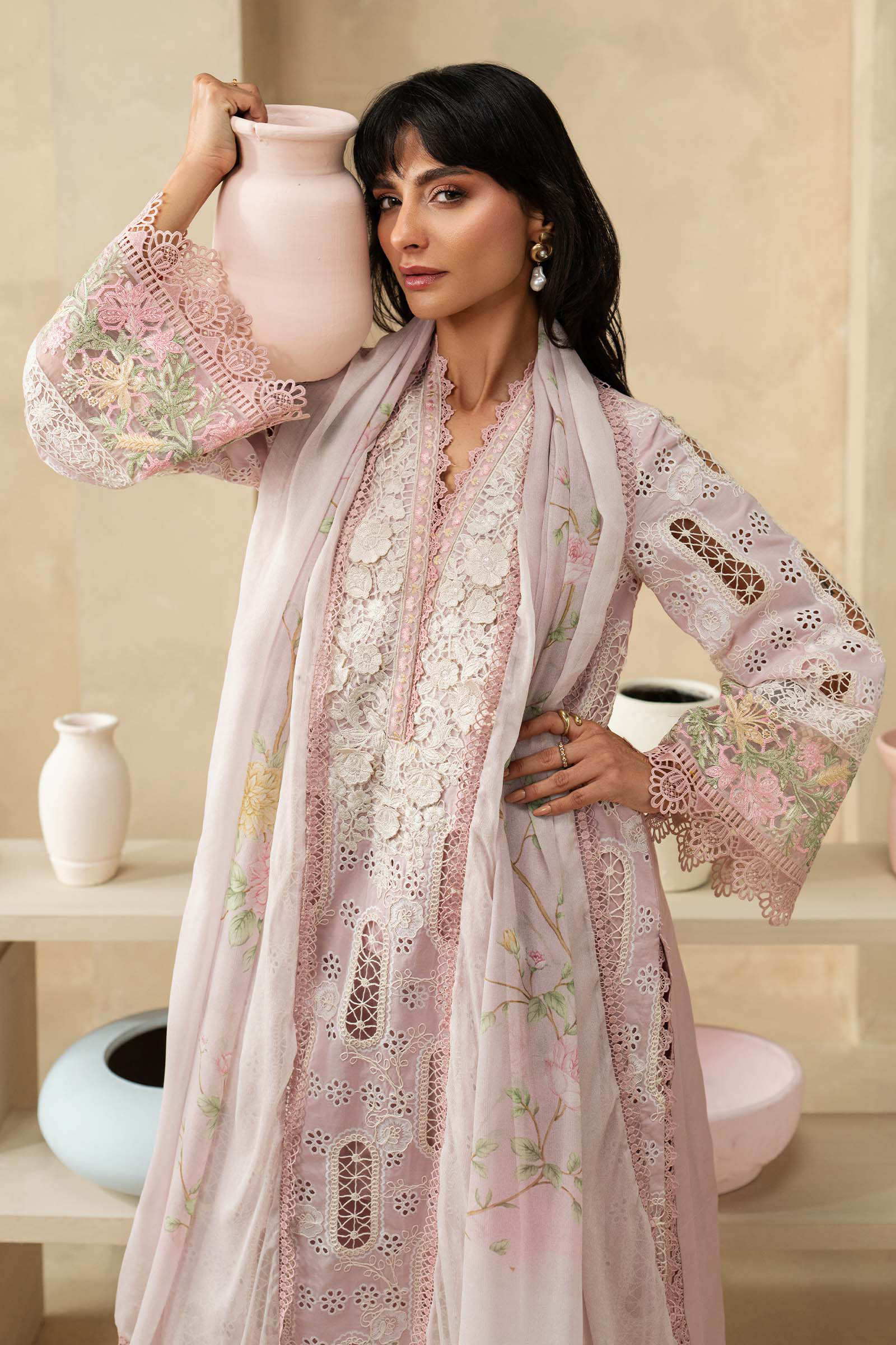 3 Piece Embroidered Lawn Suit - Image 7