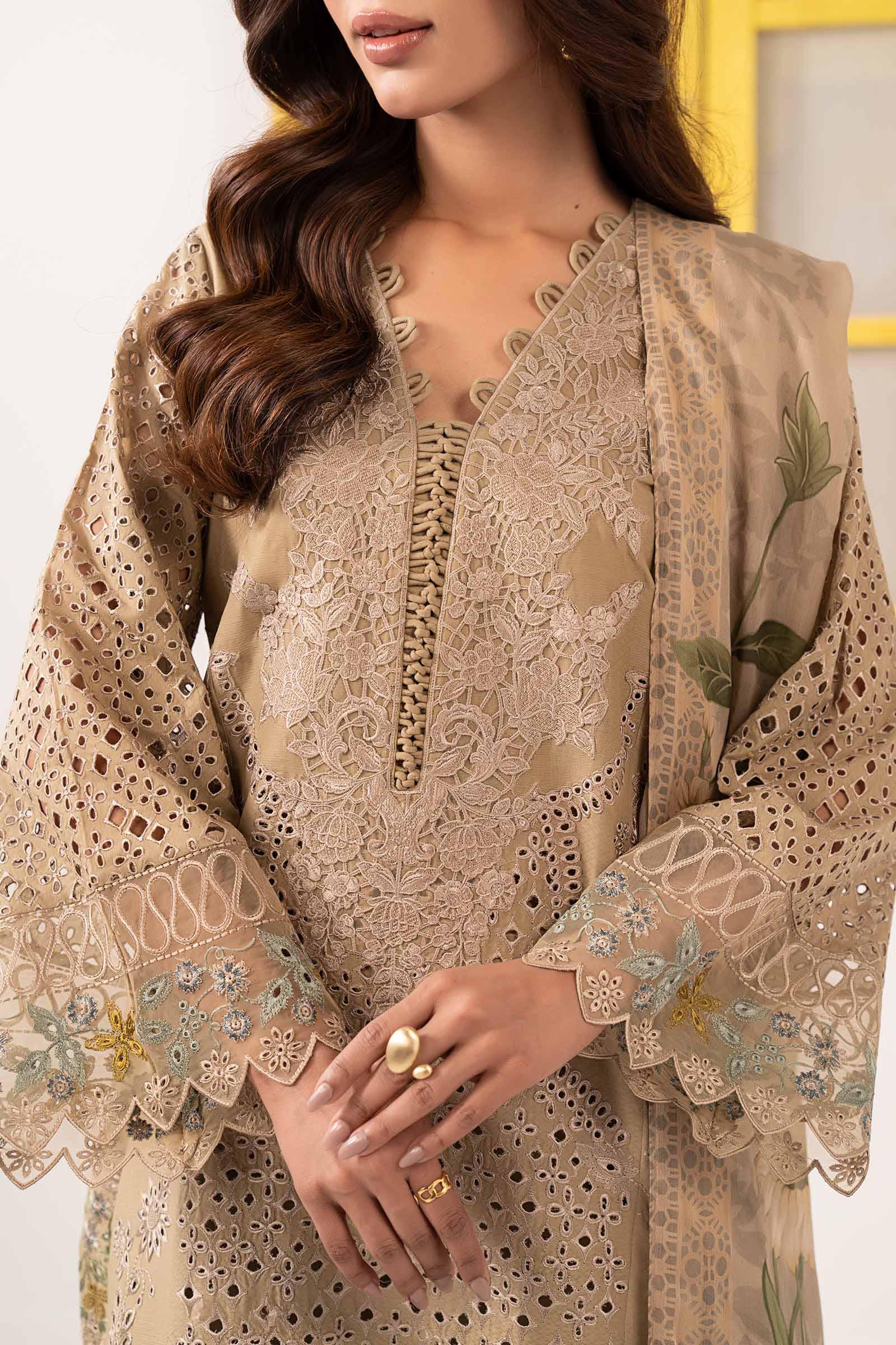 3 Piece Embroidered Dobby Lawn Suit - Image 4