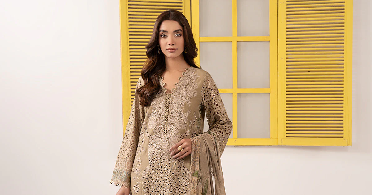 3 Piece Embroidered Dobby Lawn Suit - Image 9