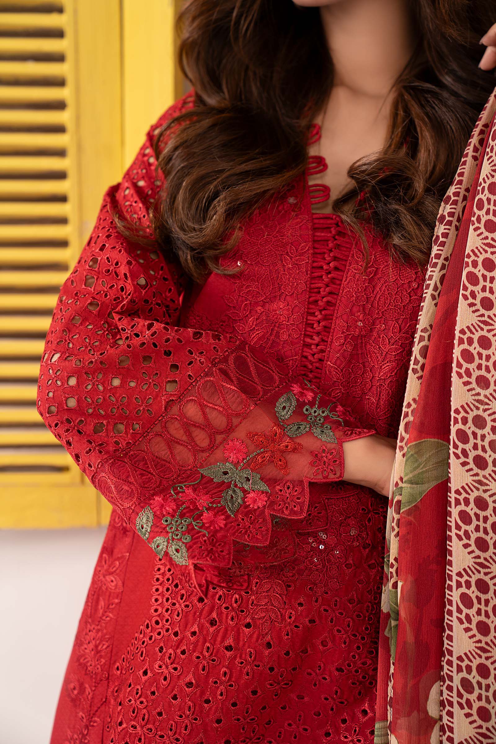 3 Piece Embroidered Dobby Lawn Suit - Image 5