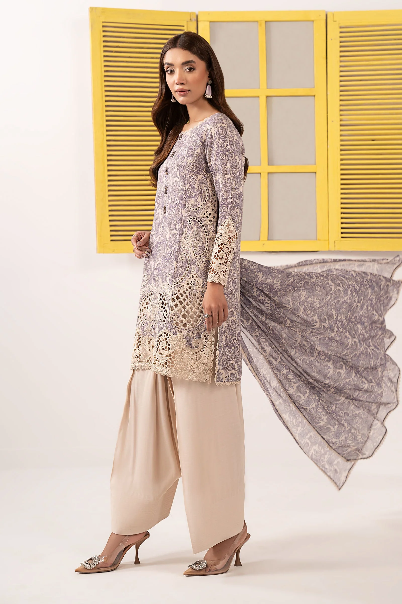 3 Piece Embroidered Silk Suit - Image 7