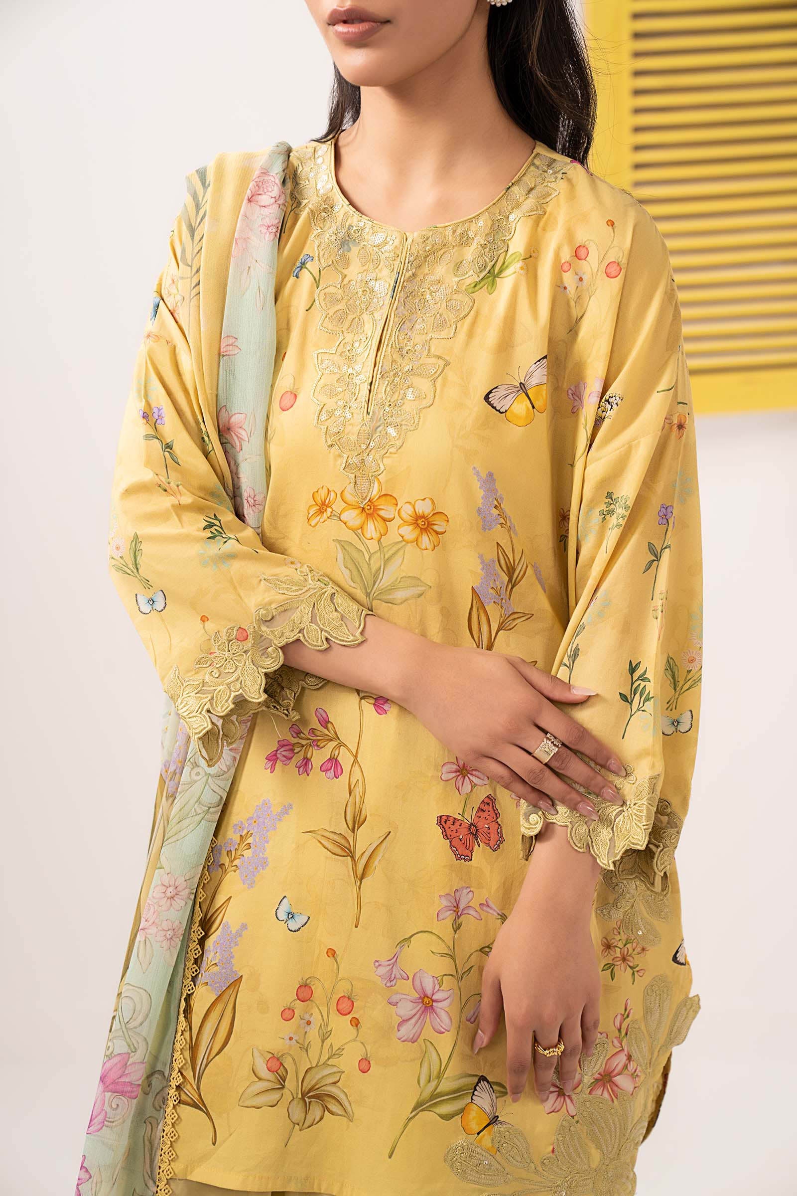 3 Piece Embroidered Lawn Suit - Image 3