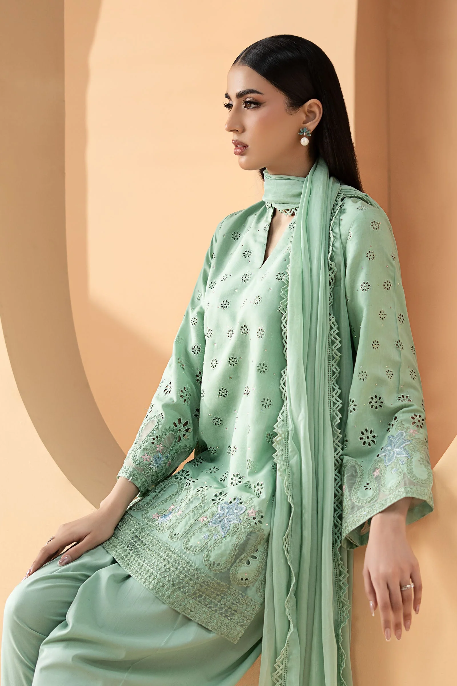 3 Piece Embroidered Pk Raw Silk Suit - Image 2