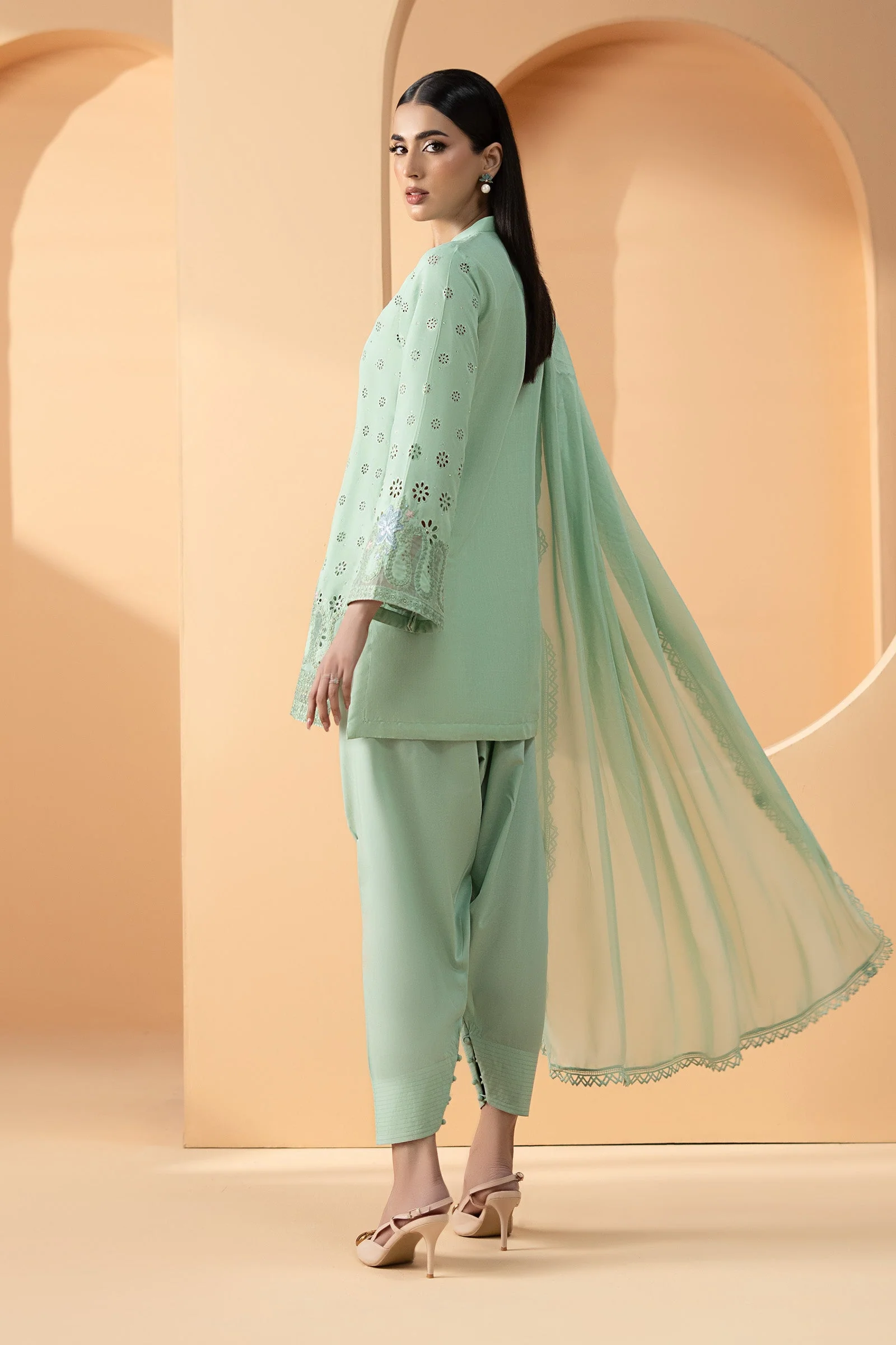 3 Piece Embroidered Pk Raw Silk Suit - Image 6