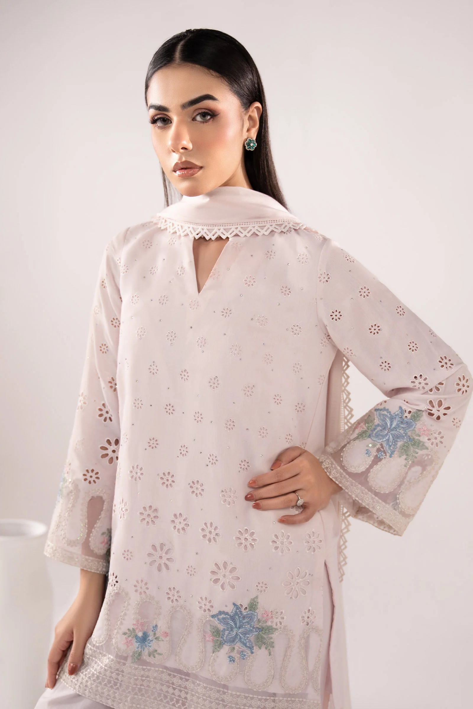 3 Piece Embroidered Pk Raw Silk Suit - Image 2