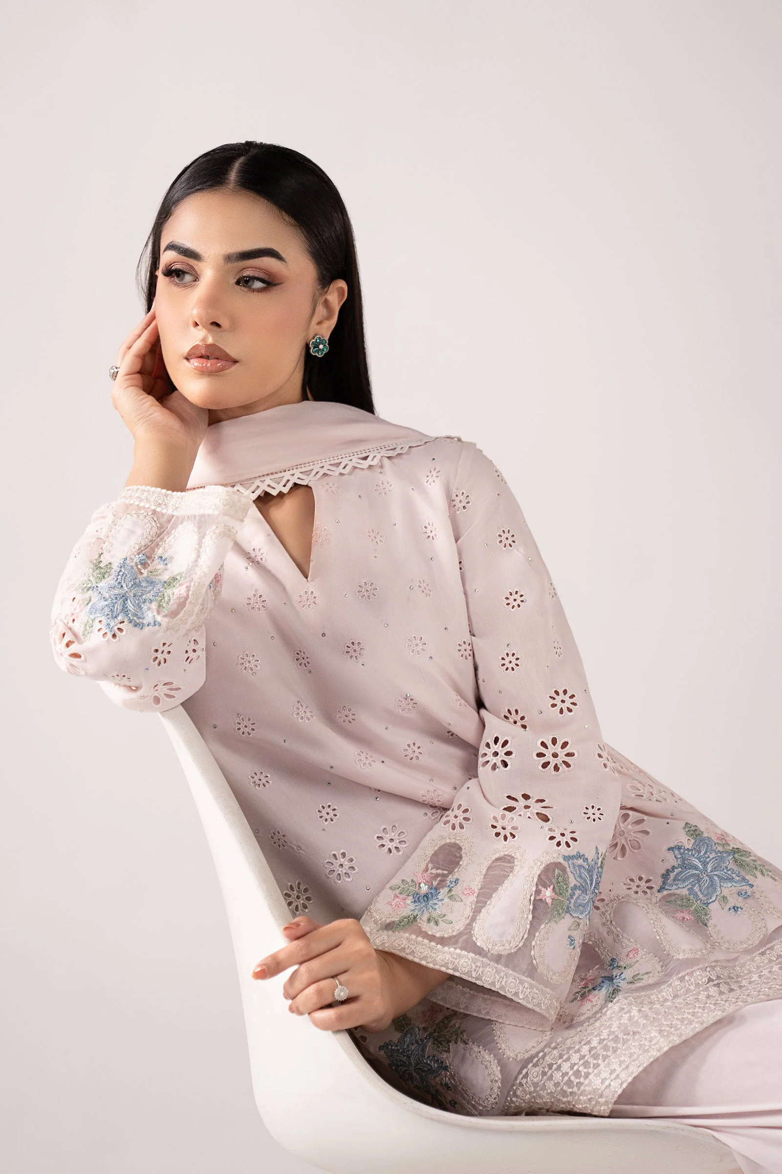 3 Piece Embroidered Pk Raw Silk Suit - Image 3