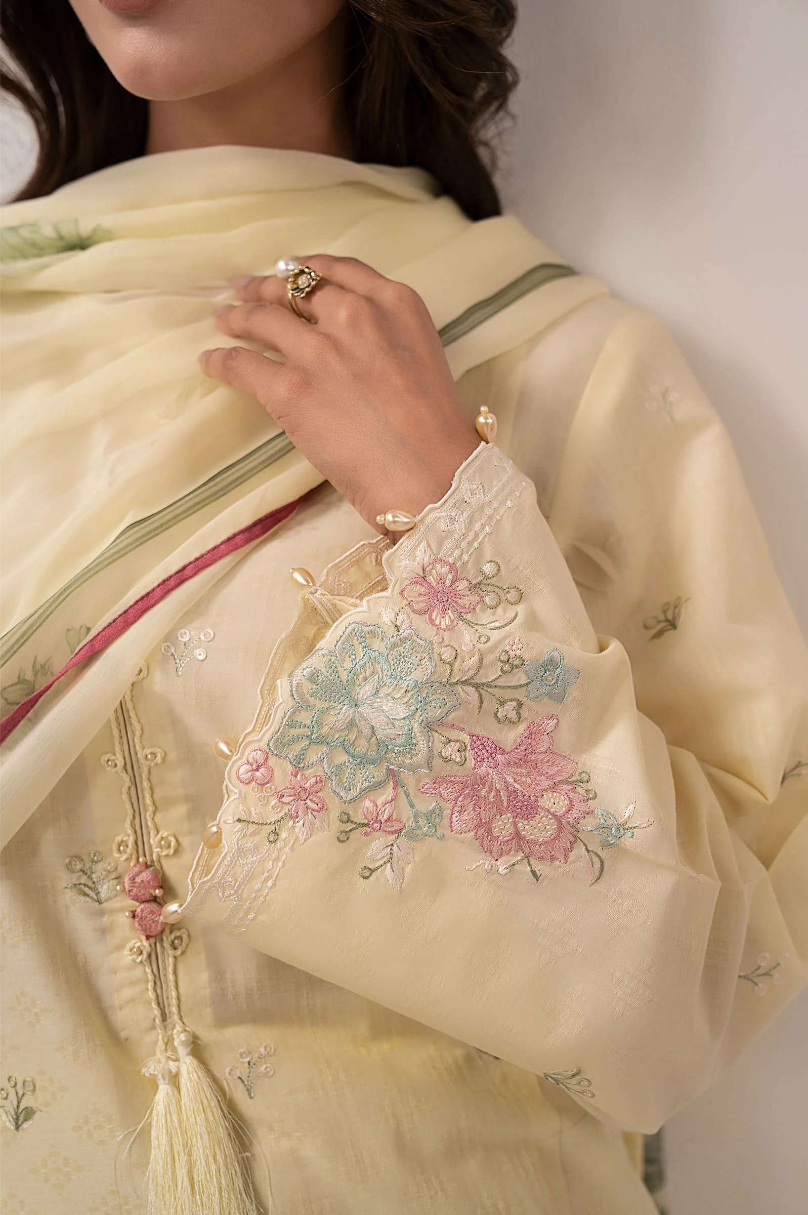 3 Piece Embroidered Dobby Lawn Suit - Image 5
