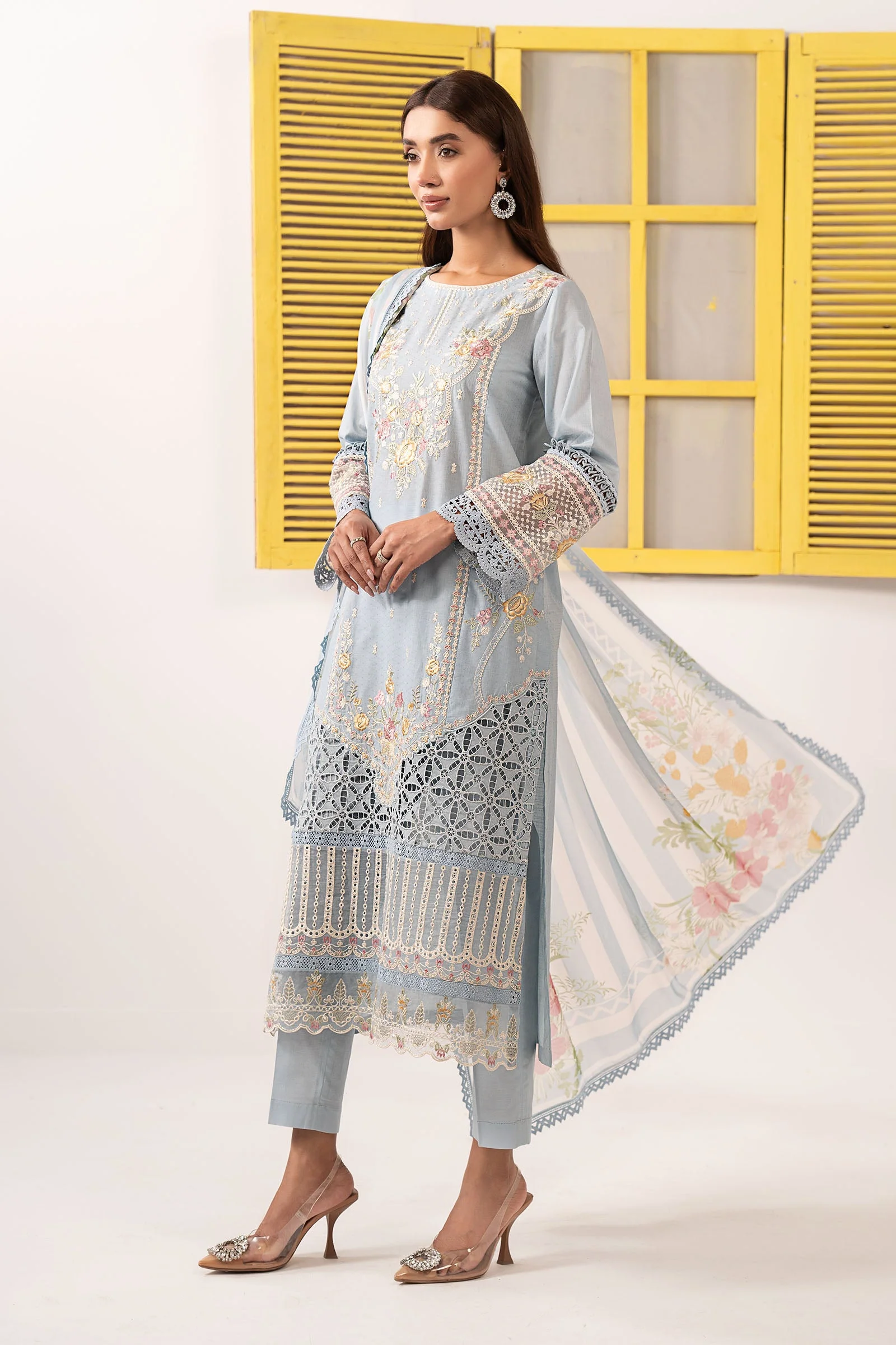 3 Piece Embroidered Dobby Lawn Suit - Image 7
