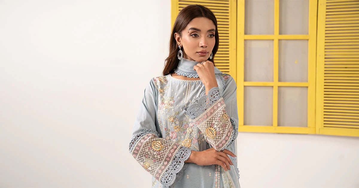3 Piece Embroidered Dobby Lawn Suit - Image 9