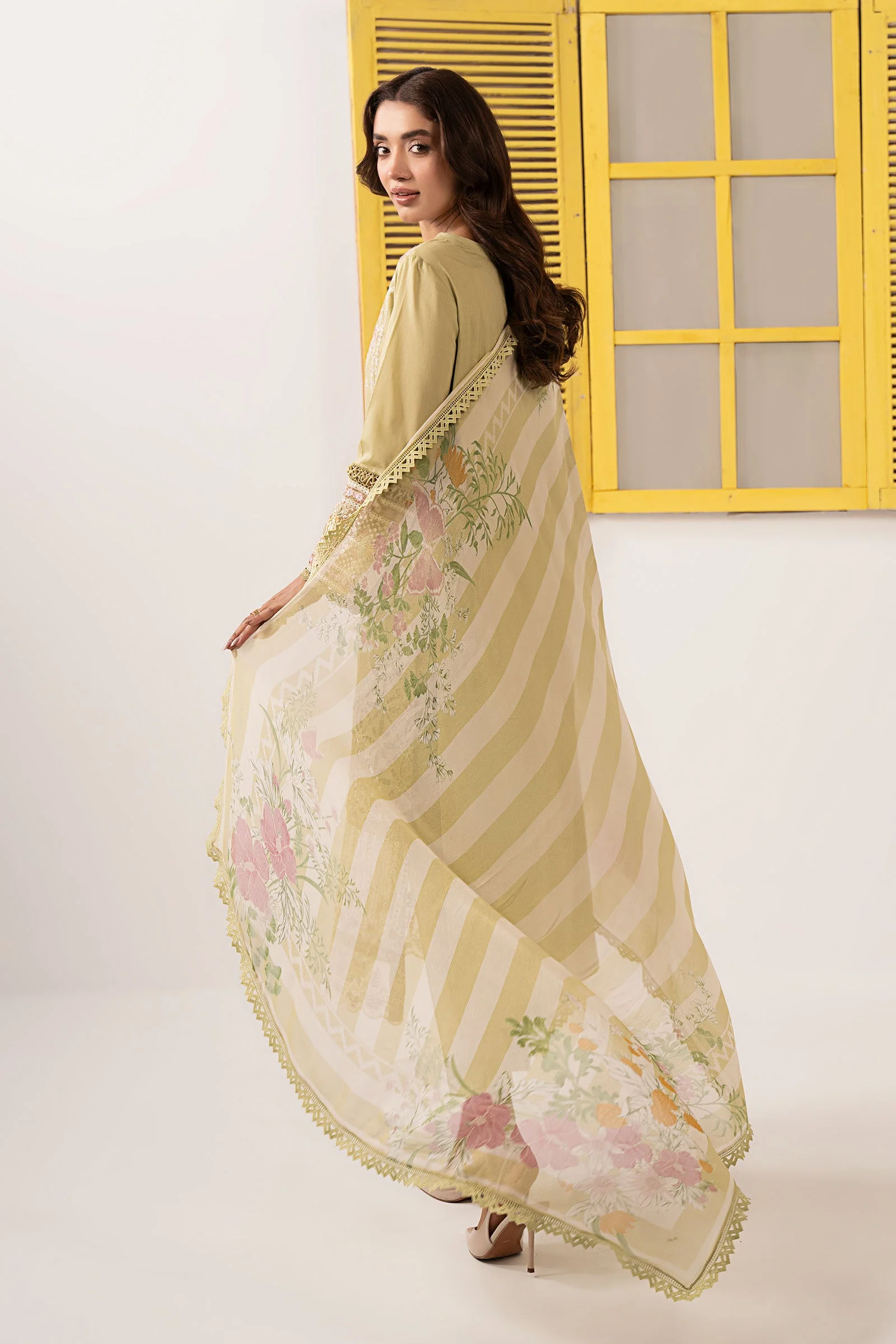 3 Piece Embroidered Dobby Lawn Suit - Image 9