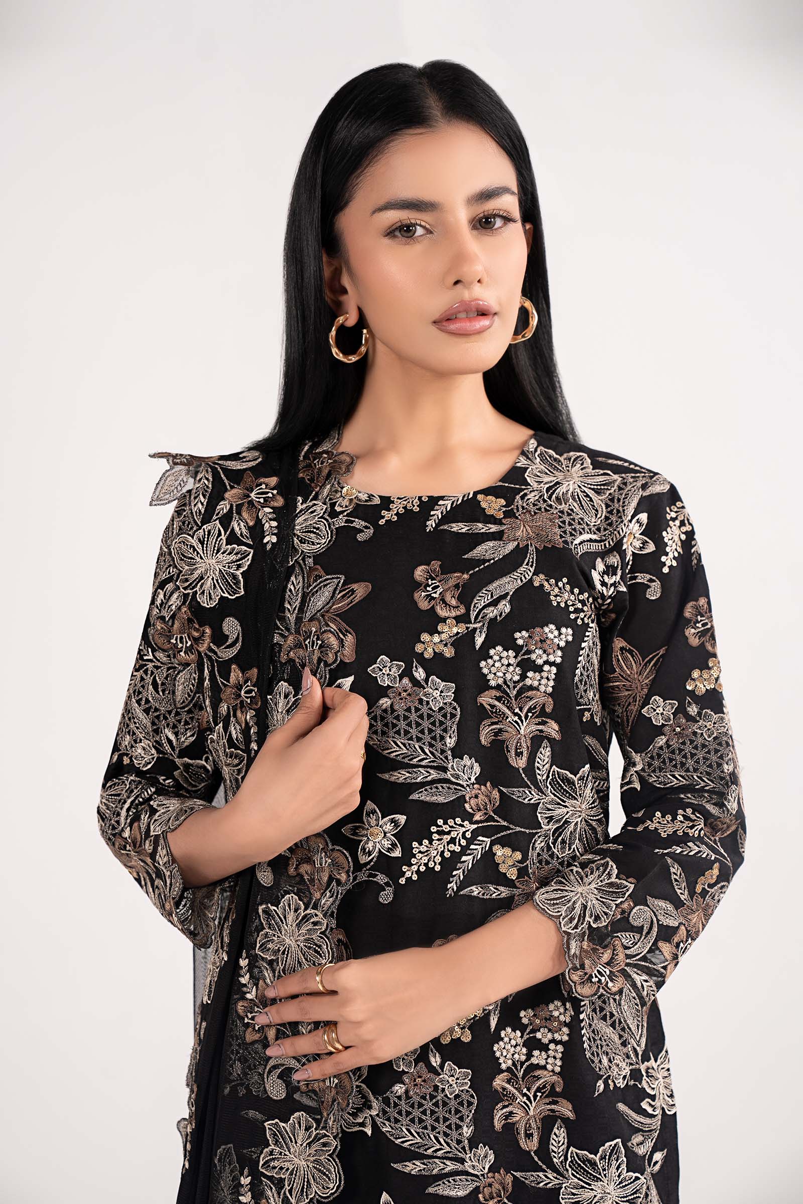3 Piece Embroidered Dobby Lawn Suit - Image 3