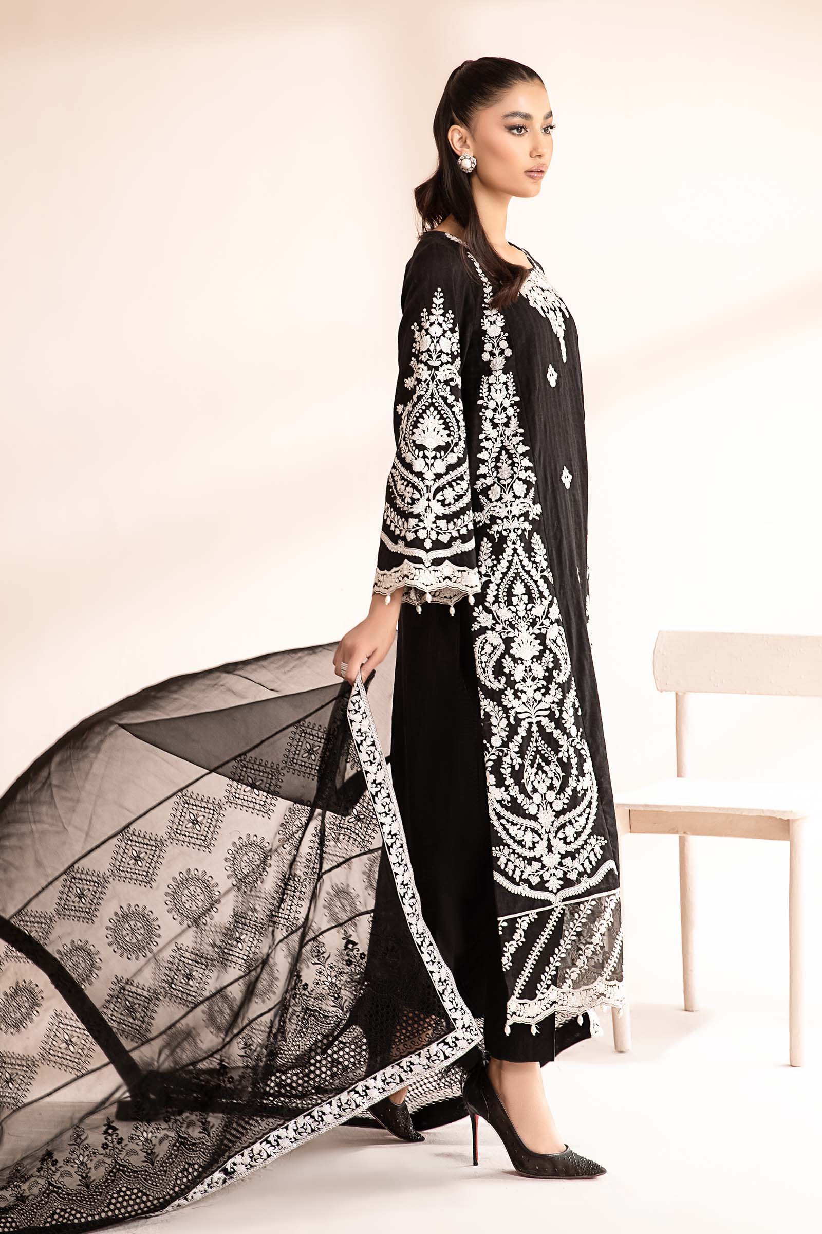 3 Piece Embroidered Self Jacquard Lawn Suit - Image 5