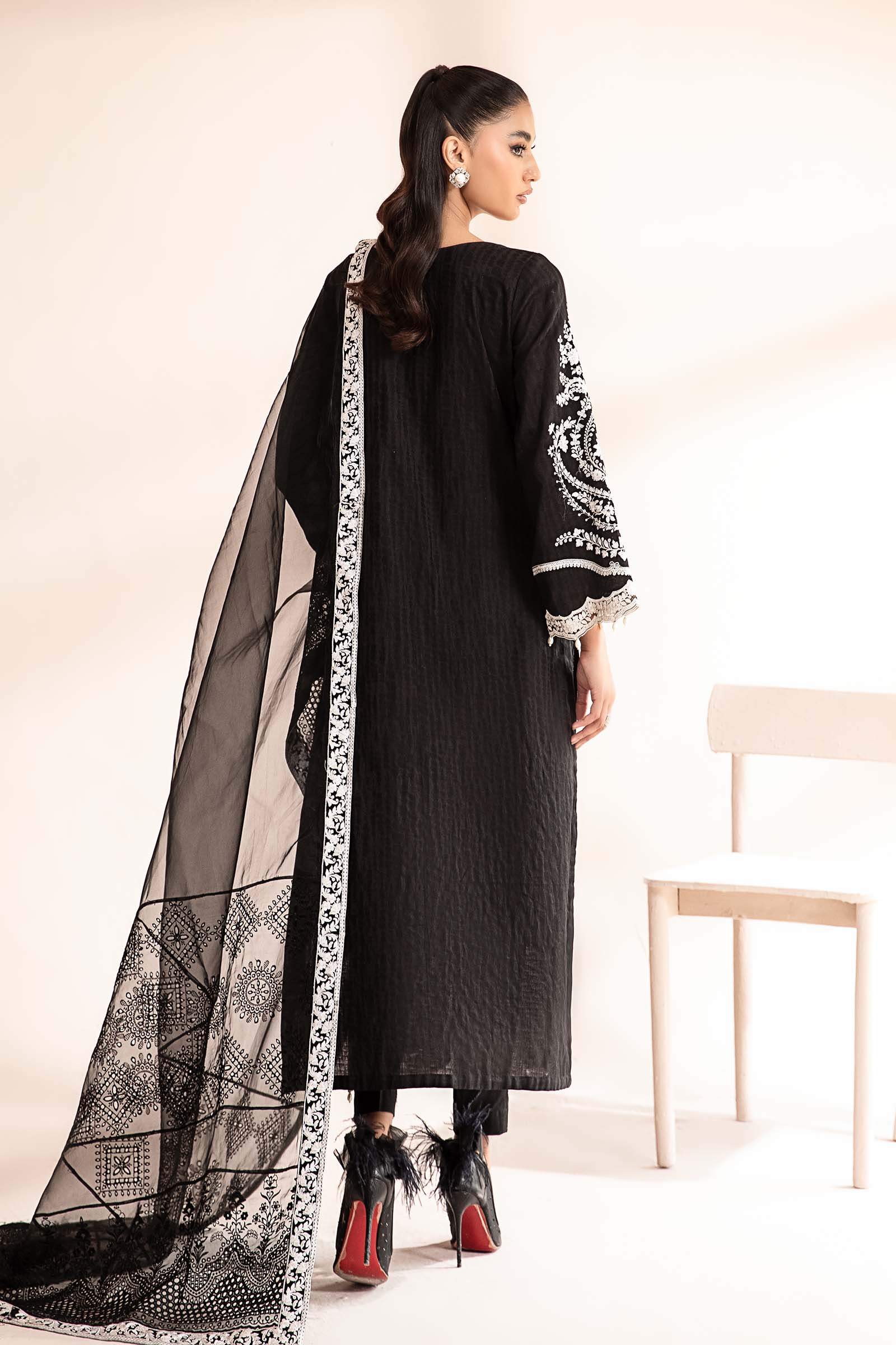 3 Piece Embroidered Self Jacquard Lawn Suit - Image 6