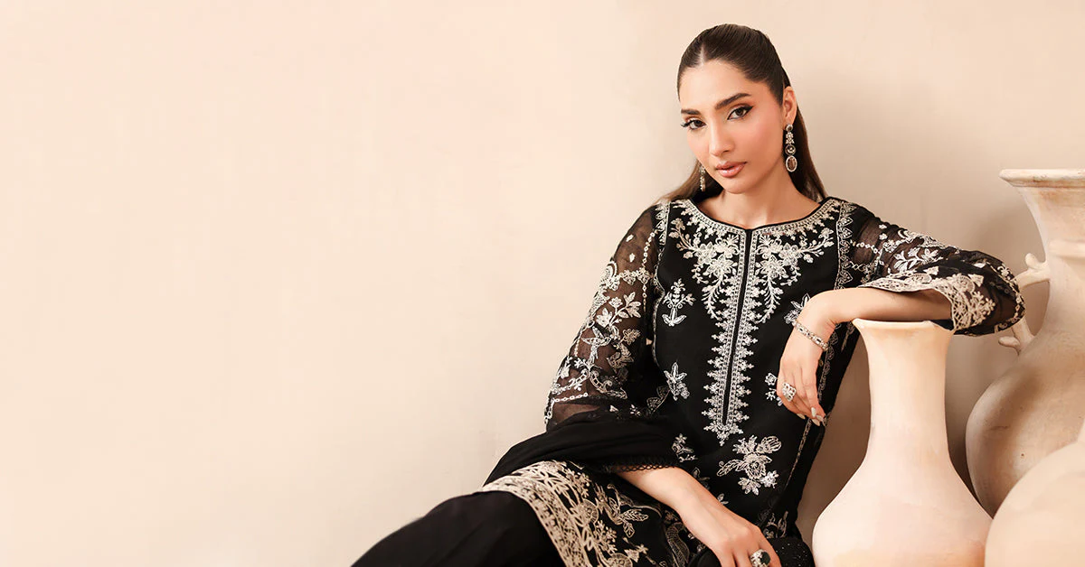 3 Piece Embroidered Cotton Net Suit - Image 9