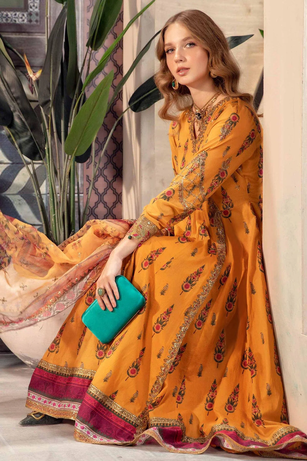 3 Piece Printed Lawn Suit - Image 4