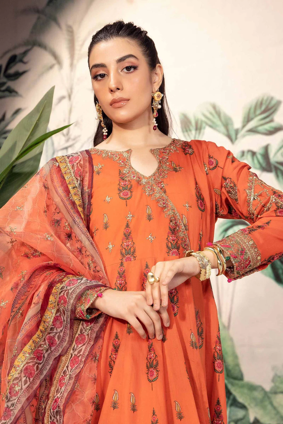 3 Piece Printed Lawn Suit - Image 2