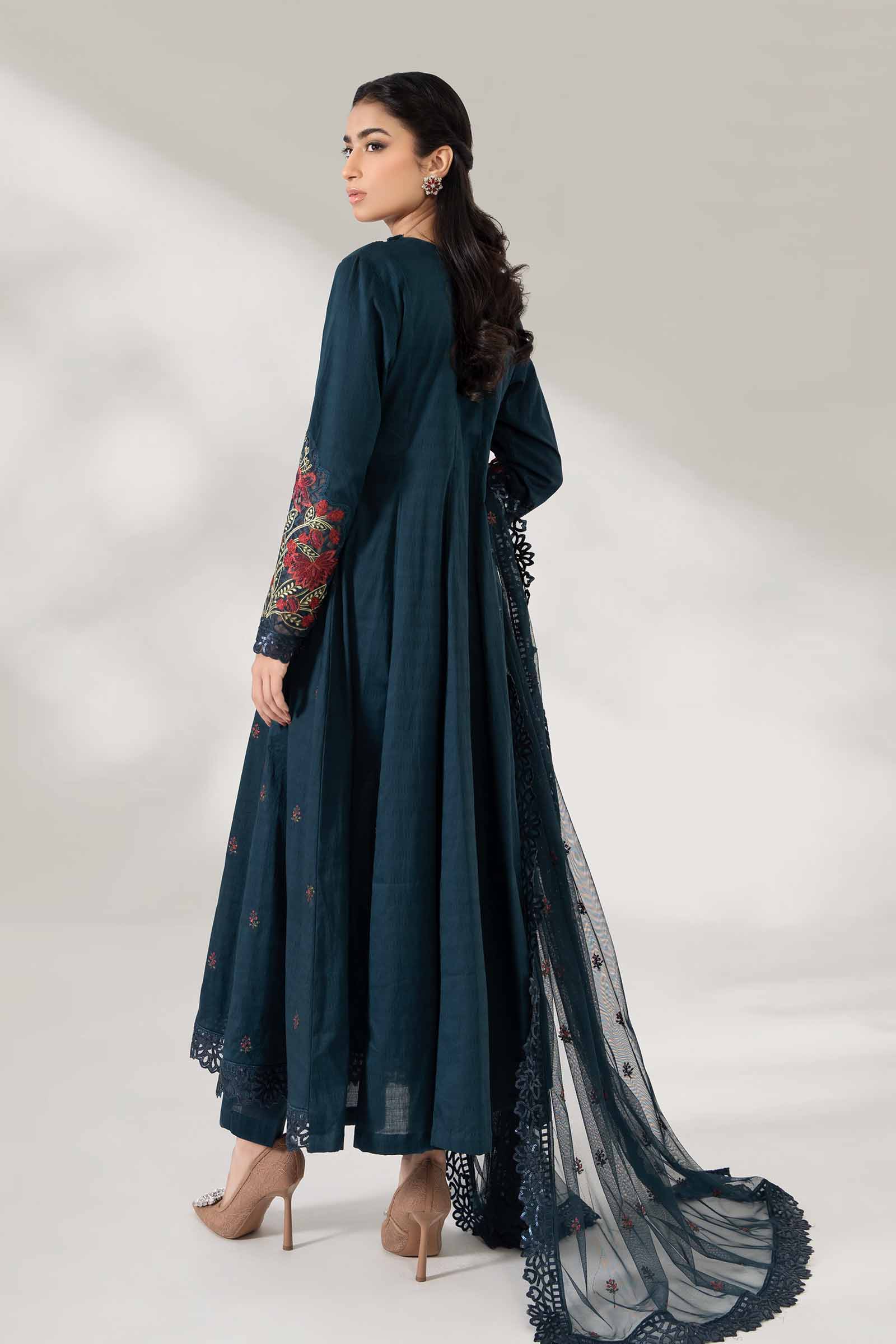3 Piece Embroidered Dobby Lawn Suit - Image 6