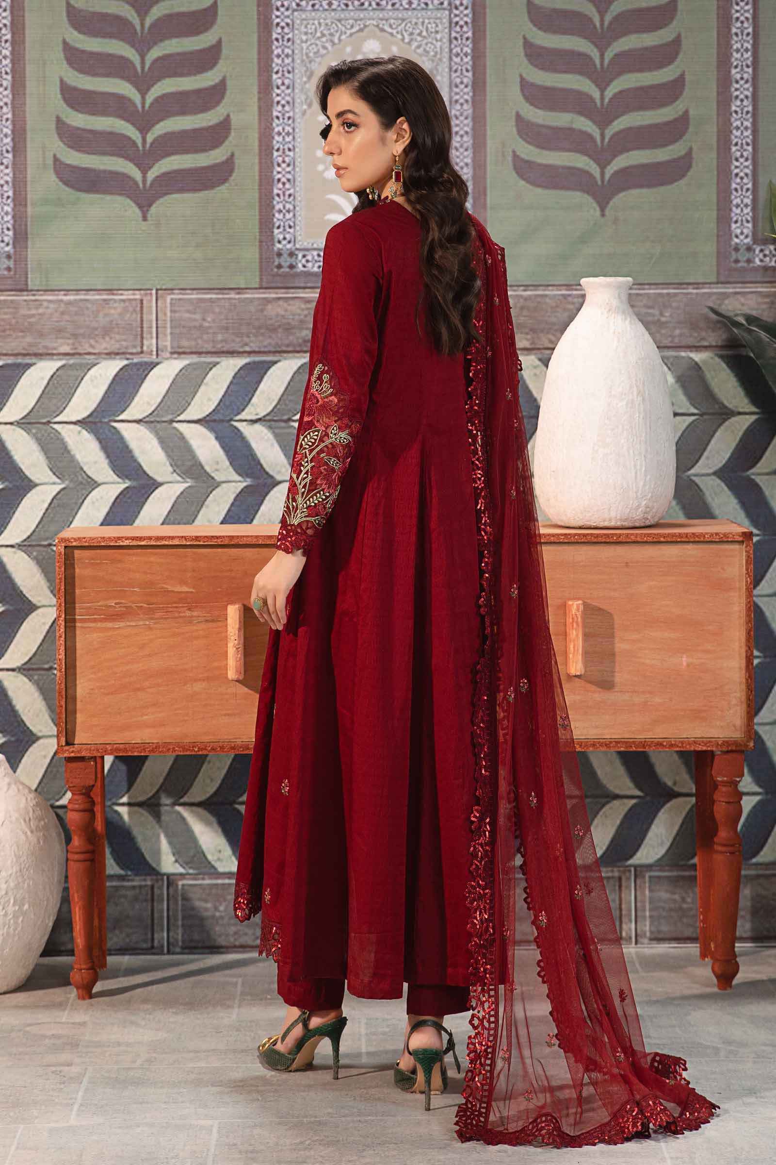3 Piece Embroidered Dobby Lawn Suit - Image 6