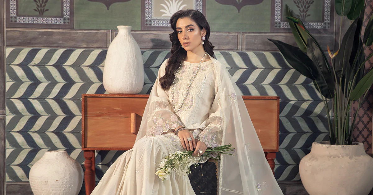 3 Piece Embroidered Cotton Doria Suit - Image 8