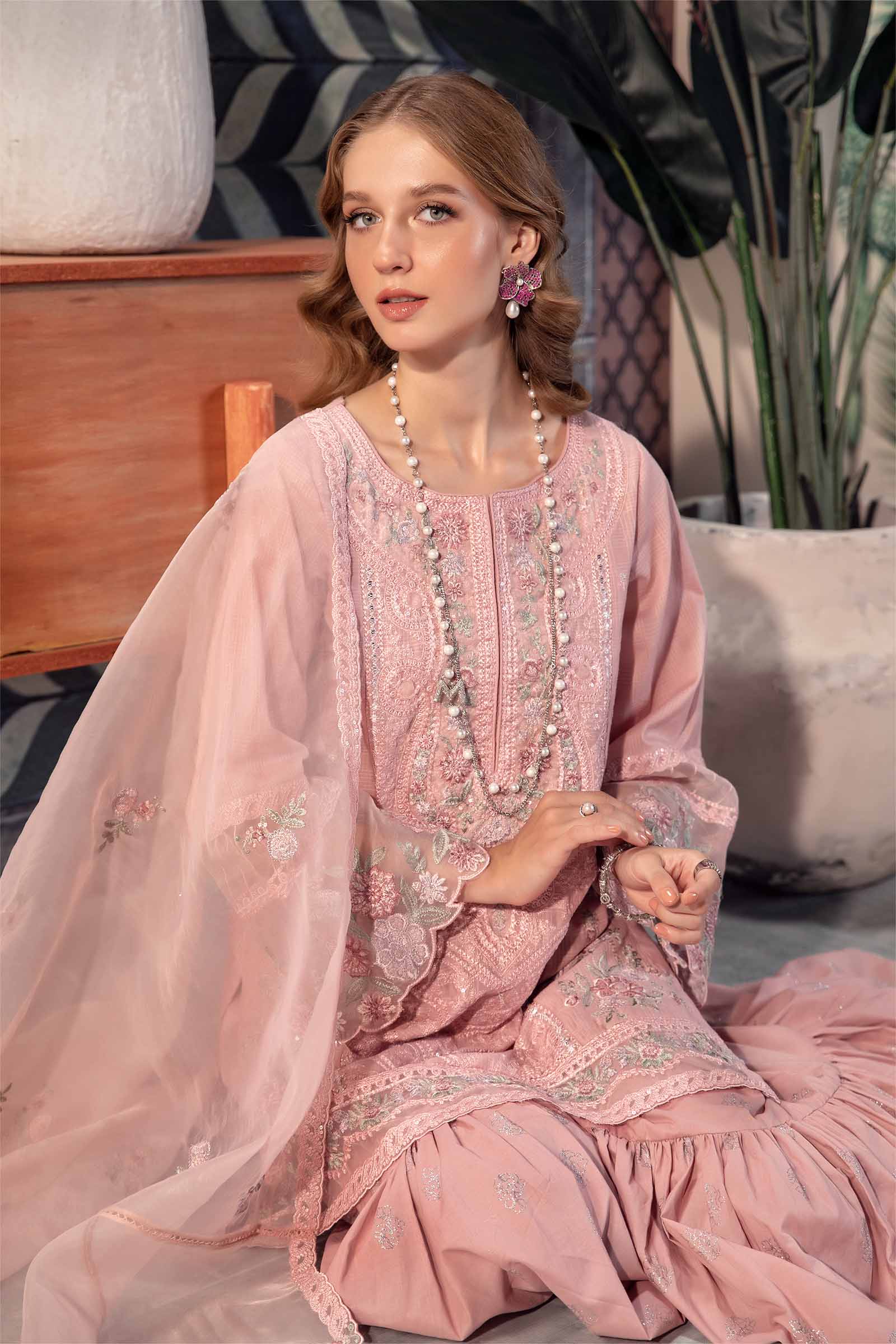 3 Piece Embroidered Cotton Doria Suit - Image 2
